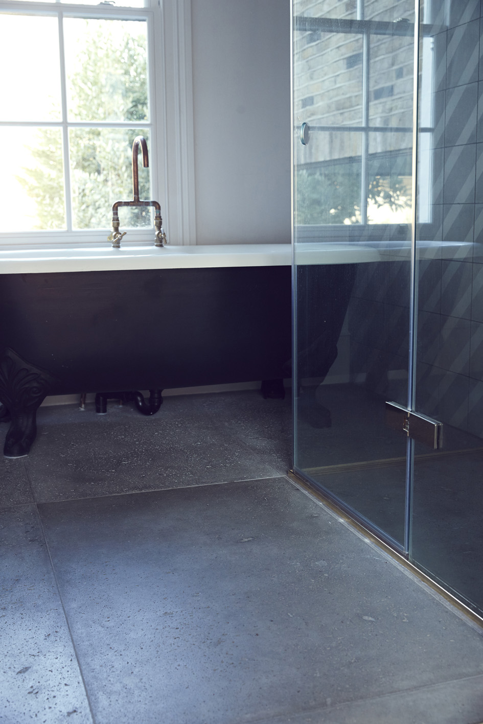 Texture-concrete-tiles-bathroom.jpeg