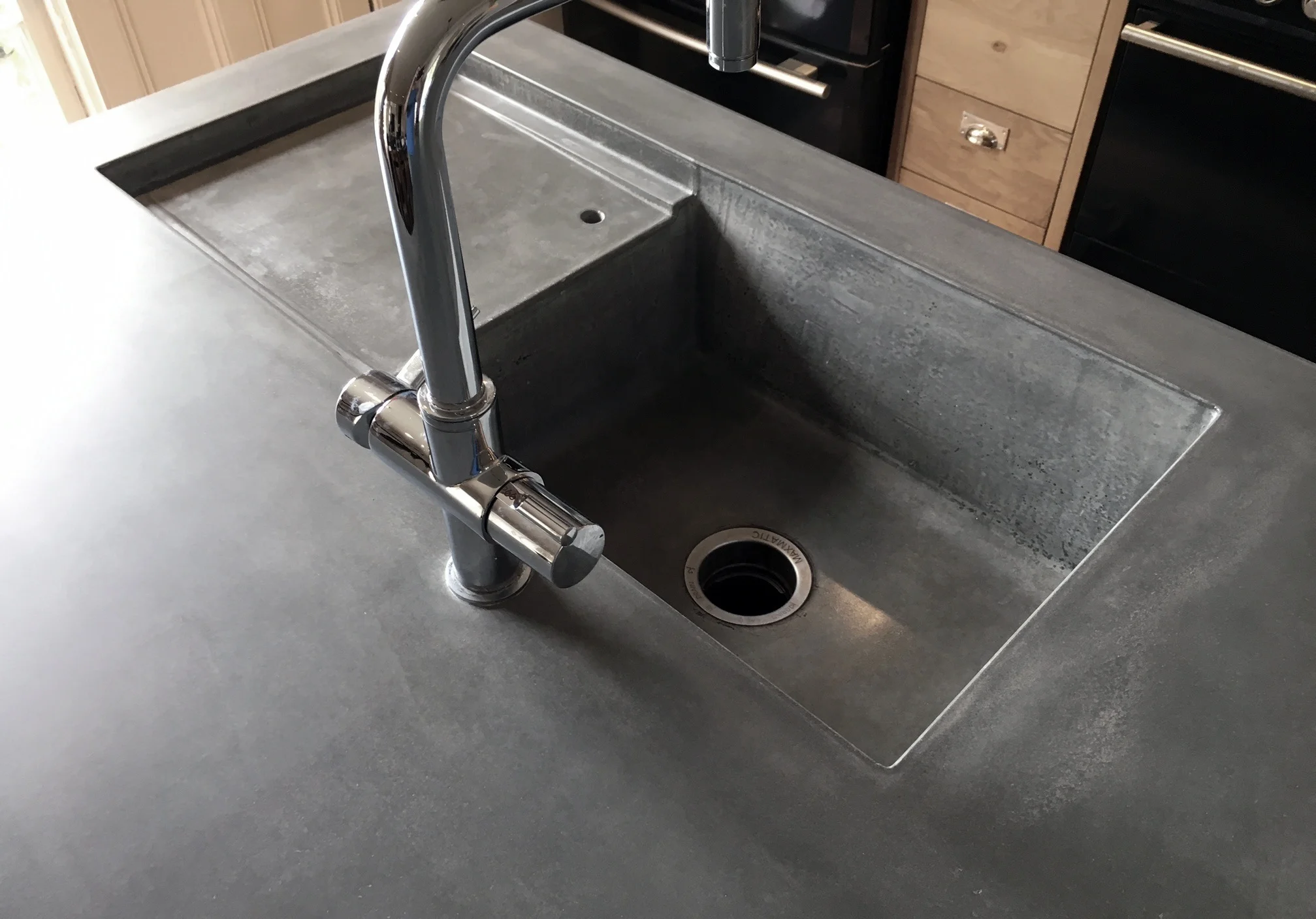 Forma-Studios-Concrete-Kitchen-Sink-integrated-sink.jpg