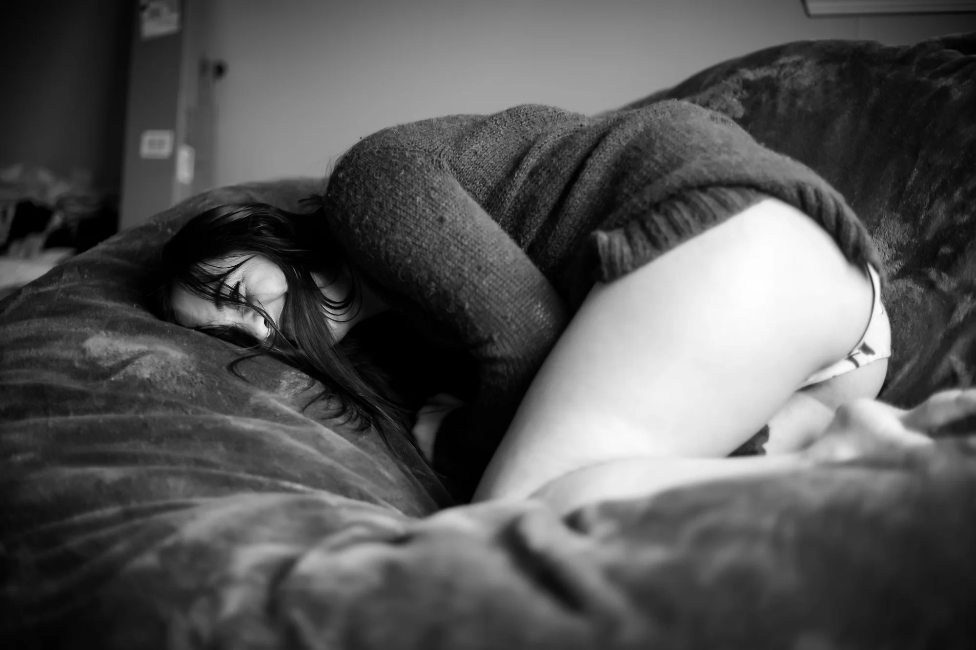 You can see Charlotte's entire set by backing this project at http://patreon.com/hellapositive !