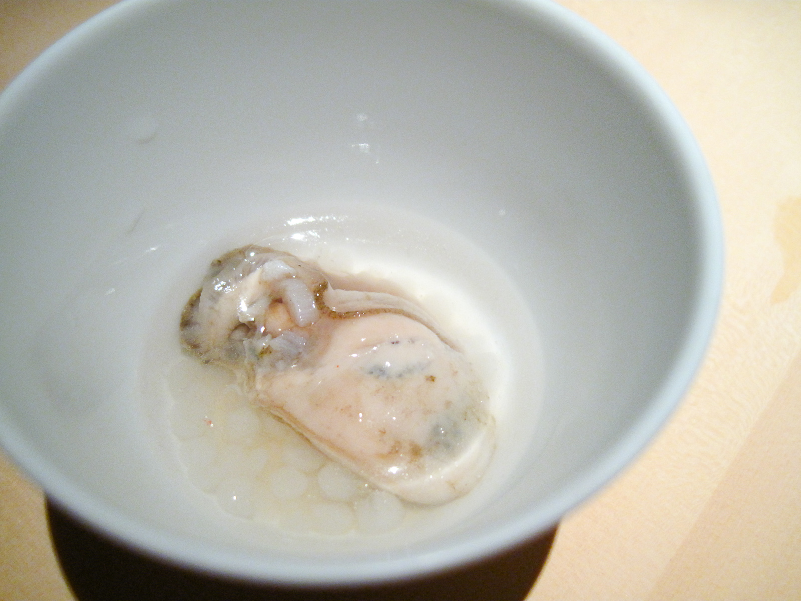 L2O-Chicago-Oyster-frozen-sake-rice-wine-vinegar.jpg