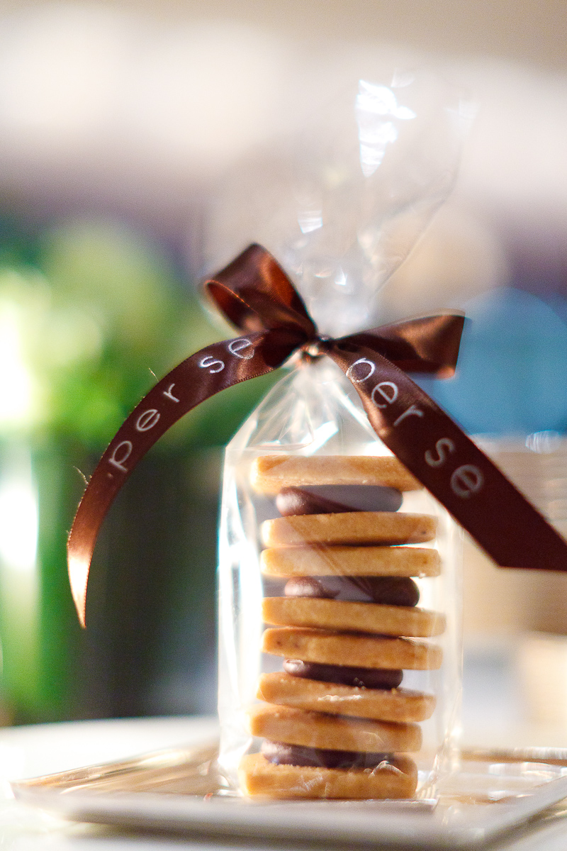 Chocolate shortbread cookies