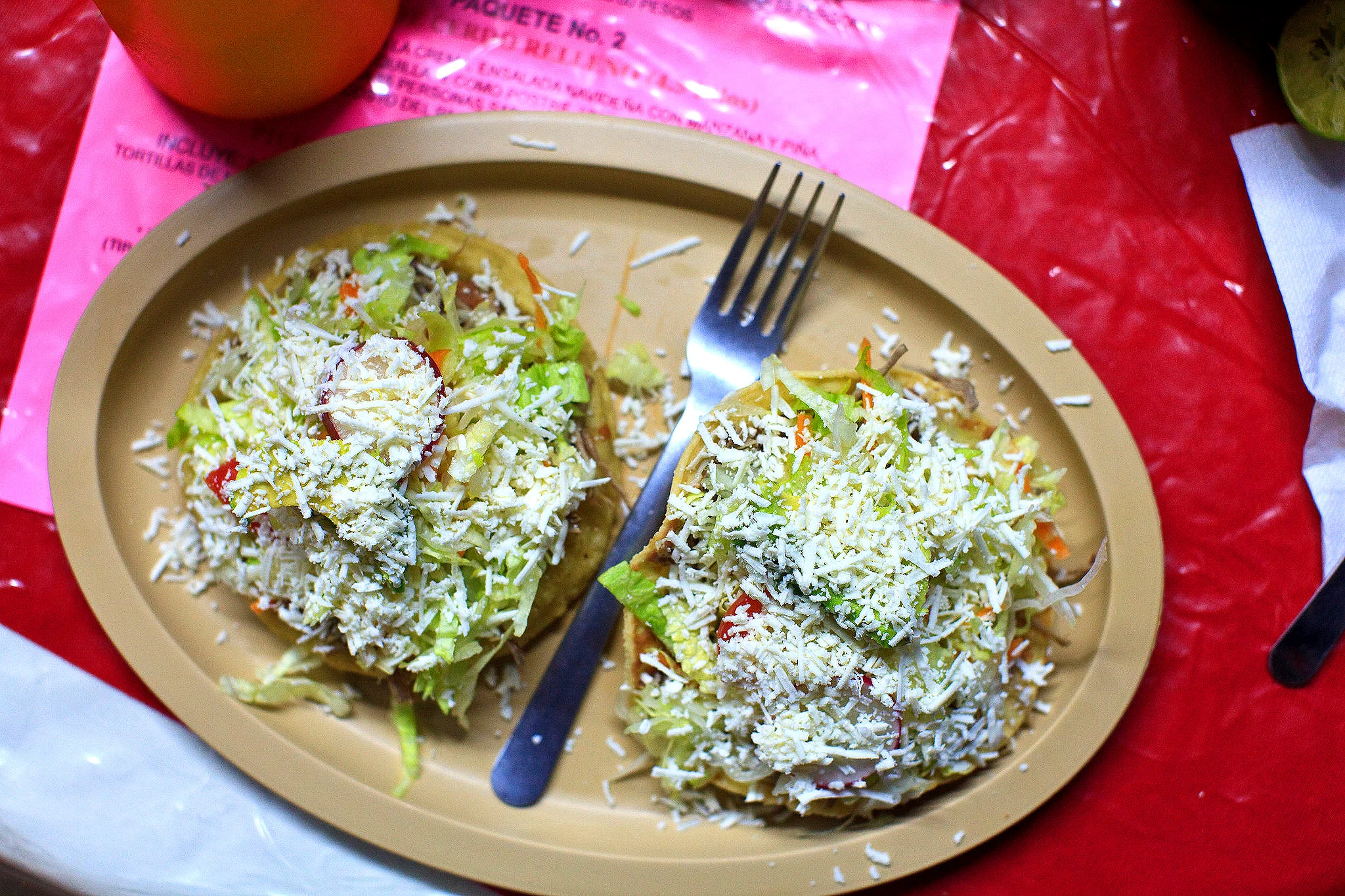 Cenaduría Sinaloense la Espiguita, San José del Cabo, México - Tostadas de pollo y carne