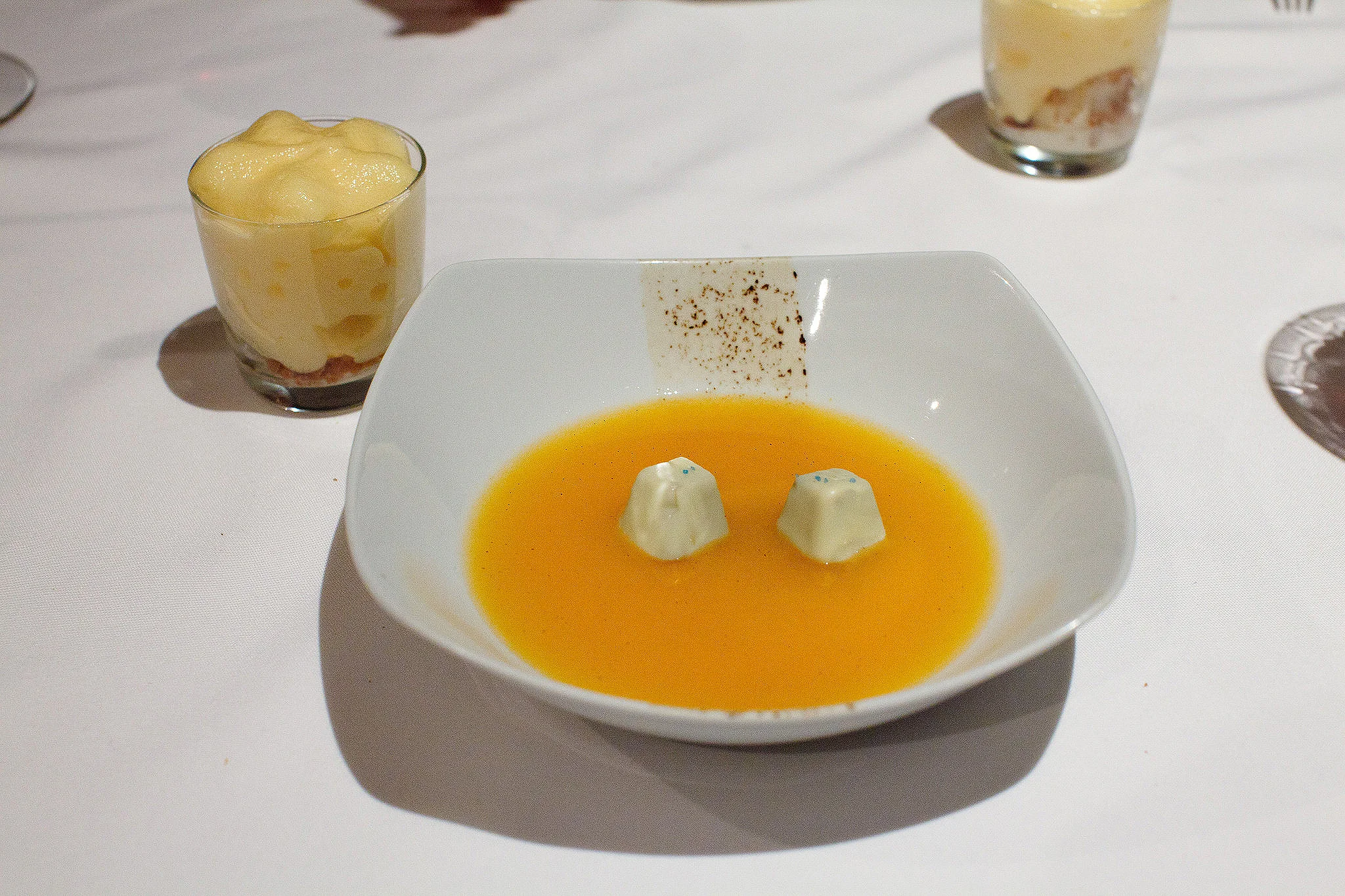 Biko, Mexico City - Agua de mandarina con bombones de zapote