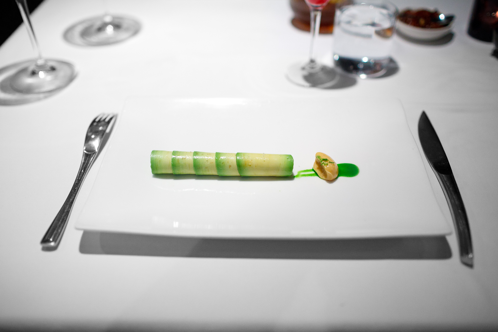 3rd Course: Flautas de aguacate rellenas de camarón cristal. Mayonesa de chipotle rallado. Emulsión de cilantro.