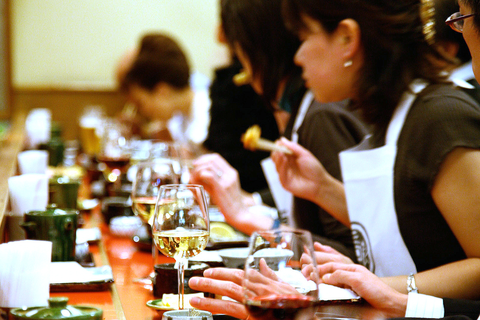 Tenichi, Ginza, Tokyo - Diners at Tehichi