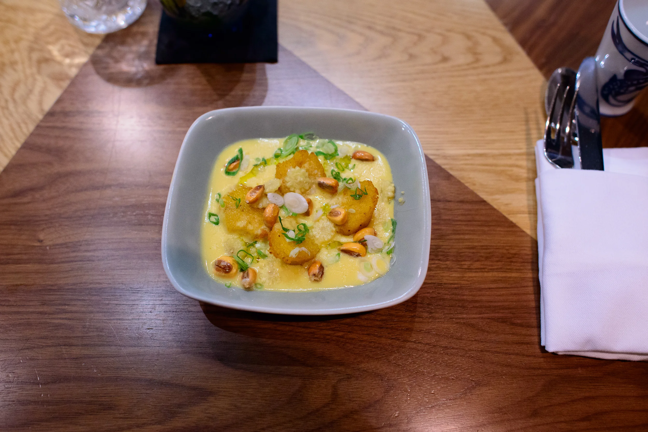 Tamales, polenta, crème de maïs grillé