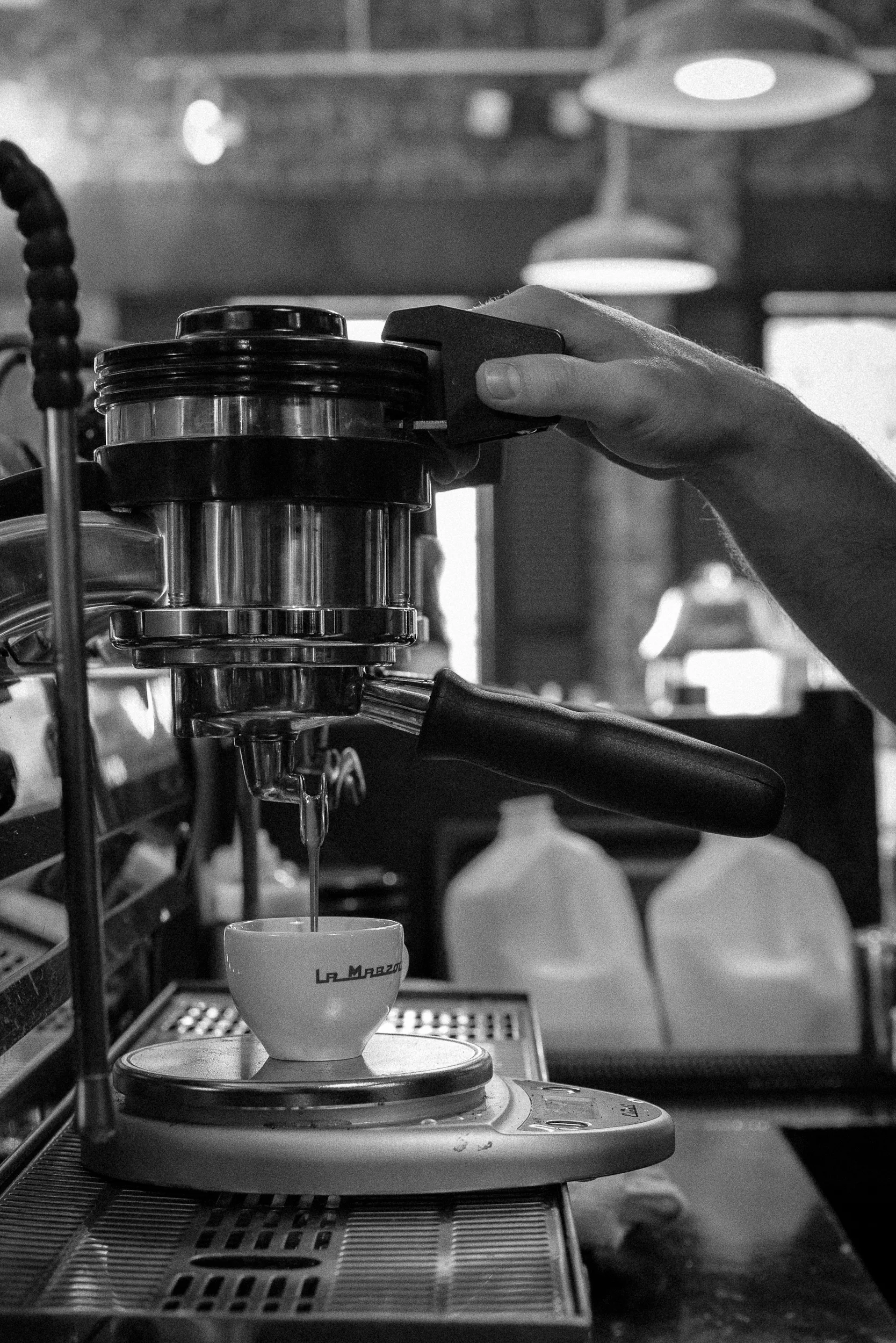 Pulling a shot on the Strada EP