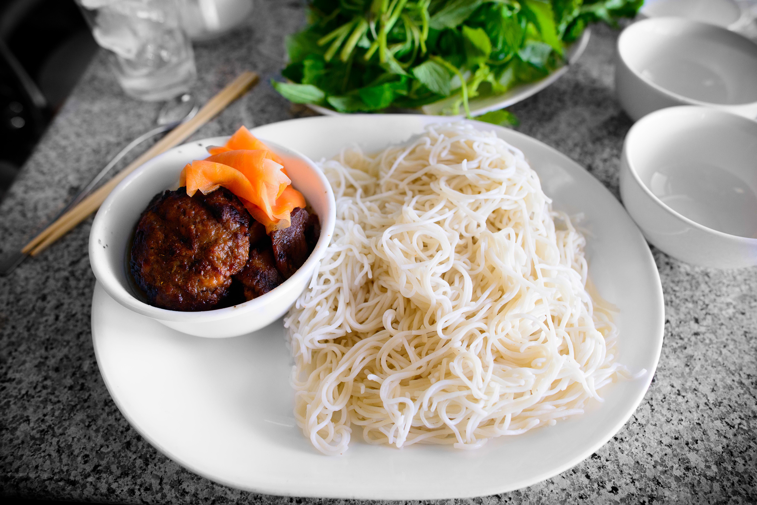 banh cuon thit cha lua, Ha-Noi style BBQ pork w/ rice vermicelli