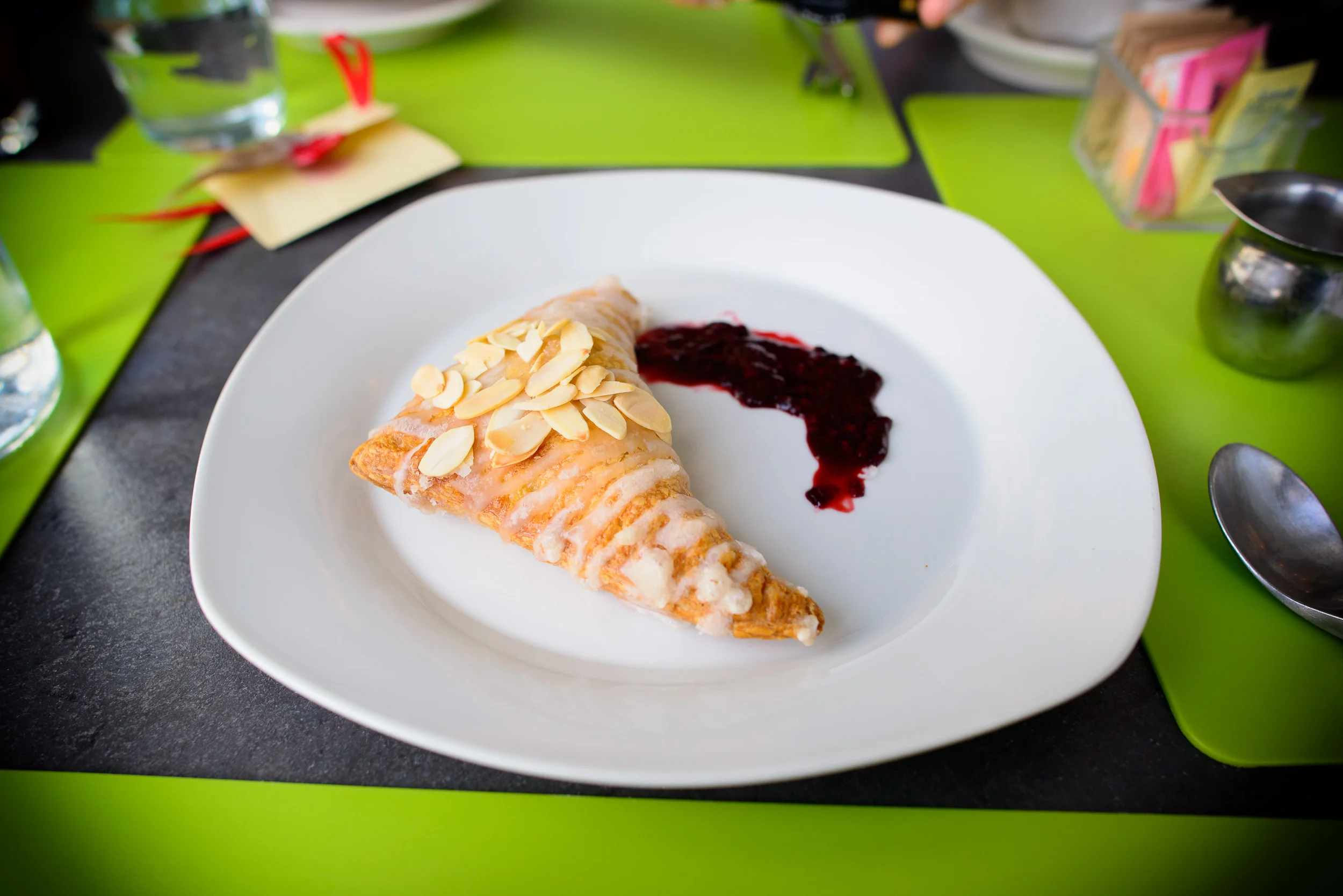Blueberry turnover ($3)