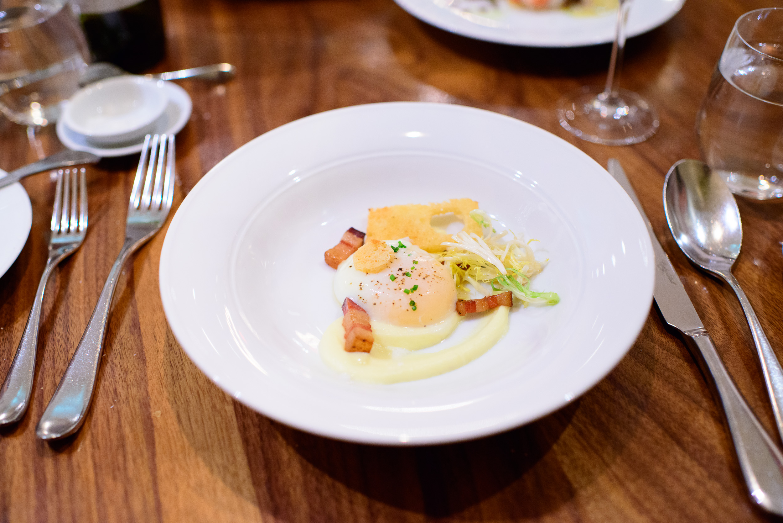 "Uovo" - slow-cooked egg, house-made pancetta, soft potato and c