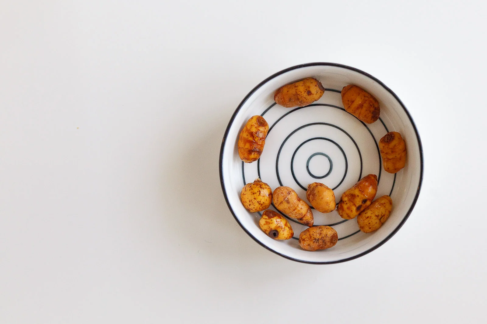 6th Course: Chufas, local tigernuts in a bowl
