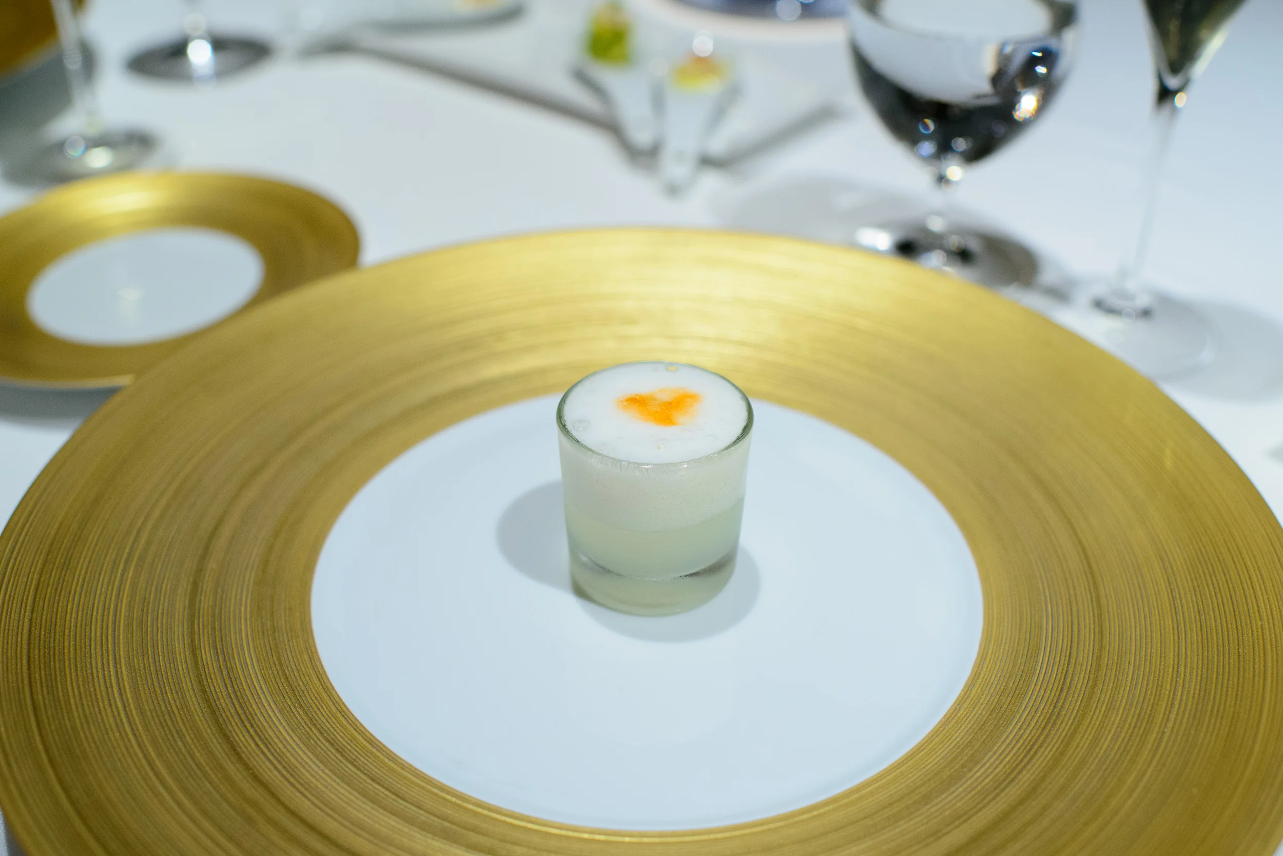 2nd Course: Snacks - Pisco sour (Hache - Hajime Kasuga)