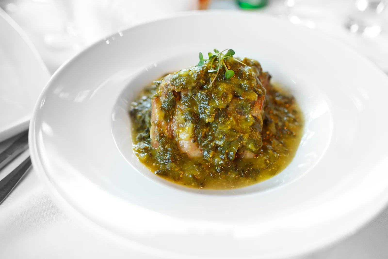 Costilla en verdologas con frijoles de la olla (pork ribs with beans) (155 MXP)