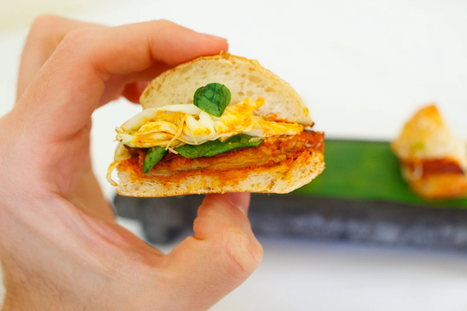 Cemita mini de carne enchilada