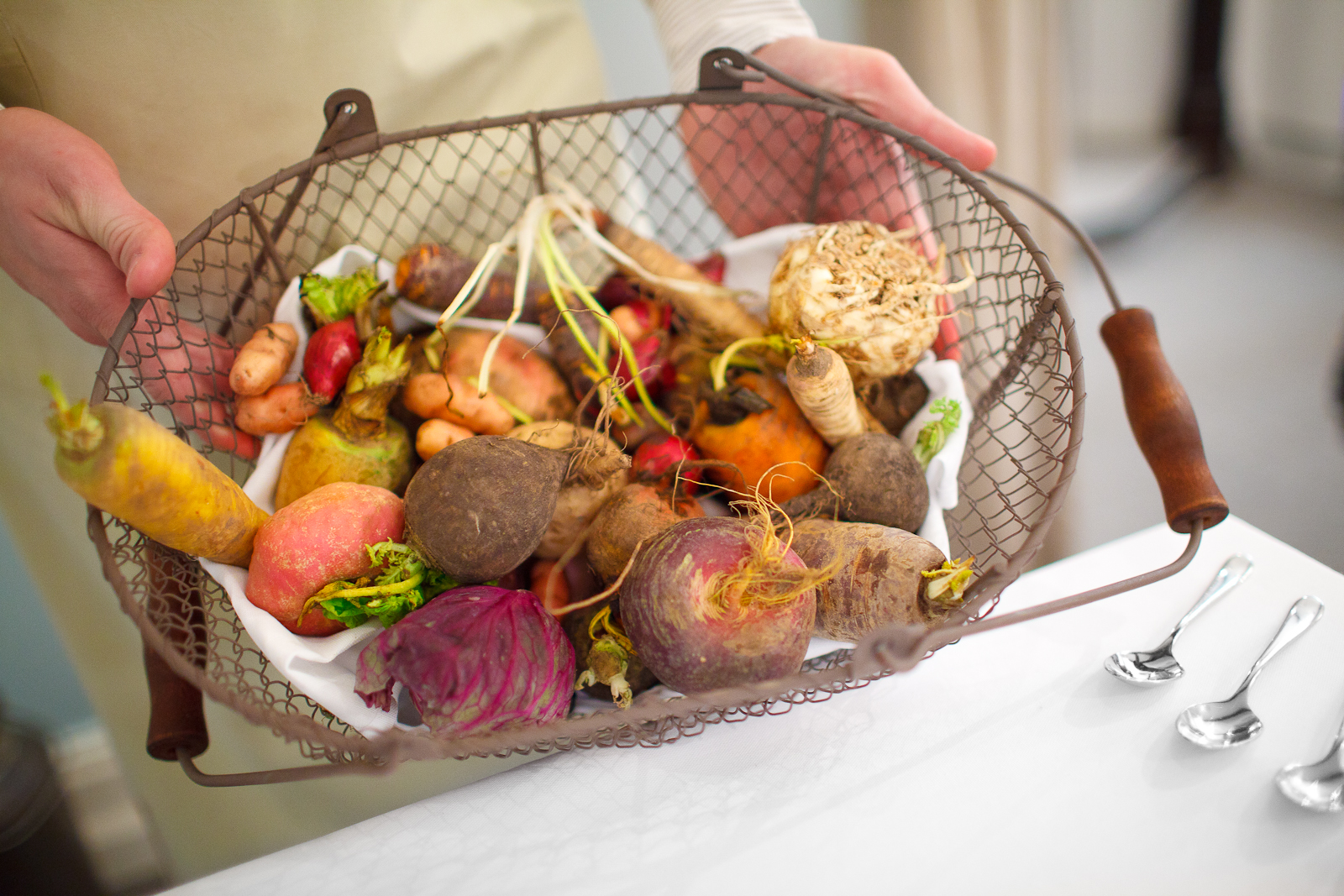 Presentation of root vegetables for the 2nd course: "satio tempestas"