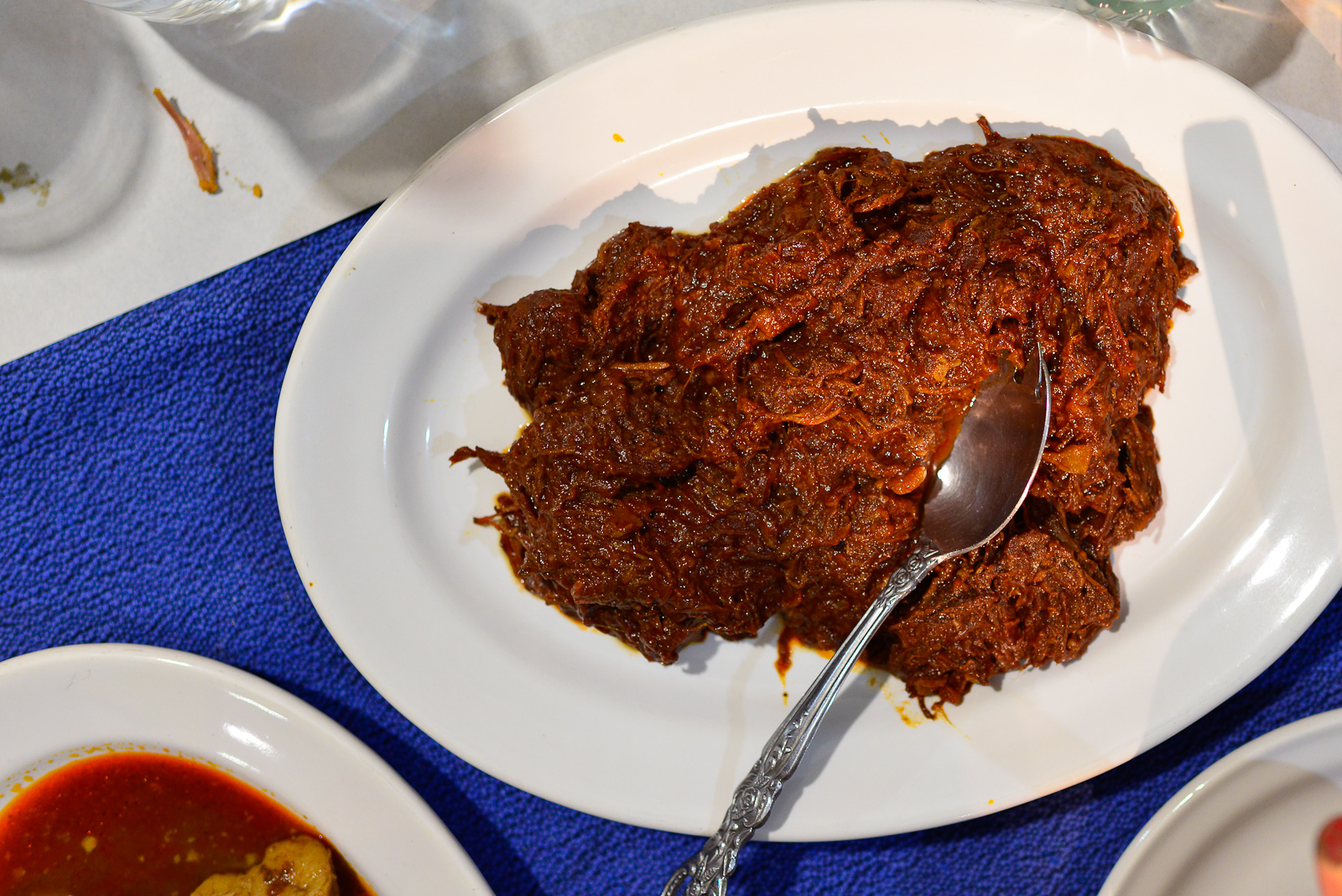 Estofado de boda (Wedding stew - pulled beef, fruit, nuts, chile