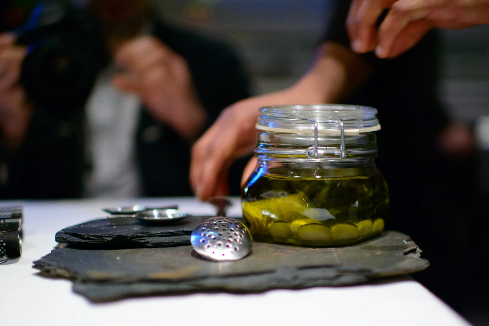 3rd Course: 2005 Olivas esféricas (Spherical olives)