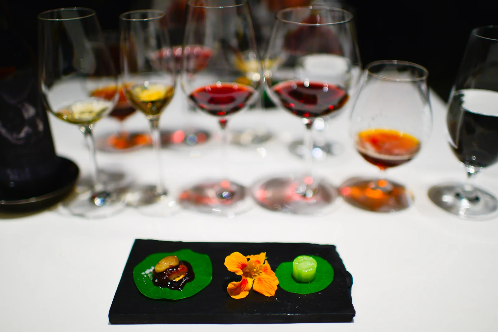 19th Course: 2007 Hoja de capuchina con anguila y tuétano de te
