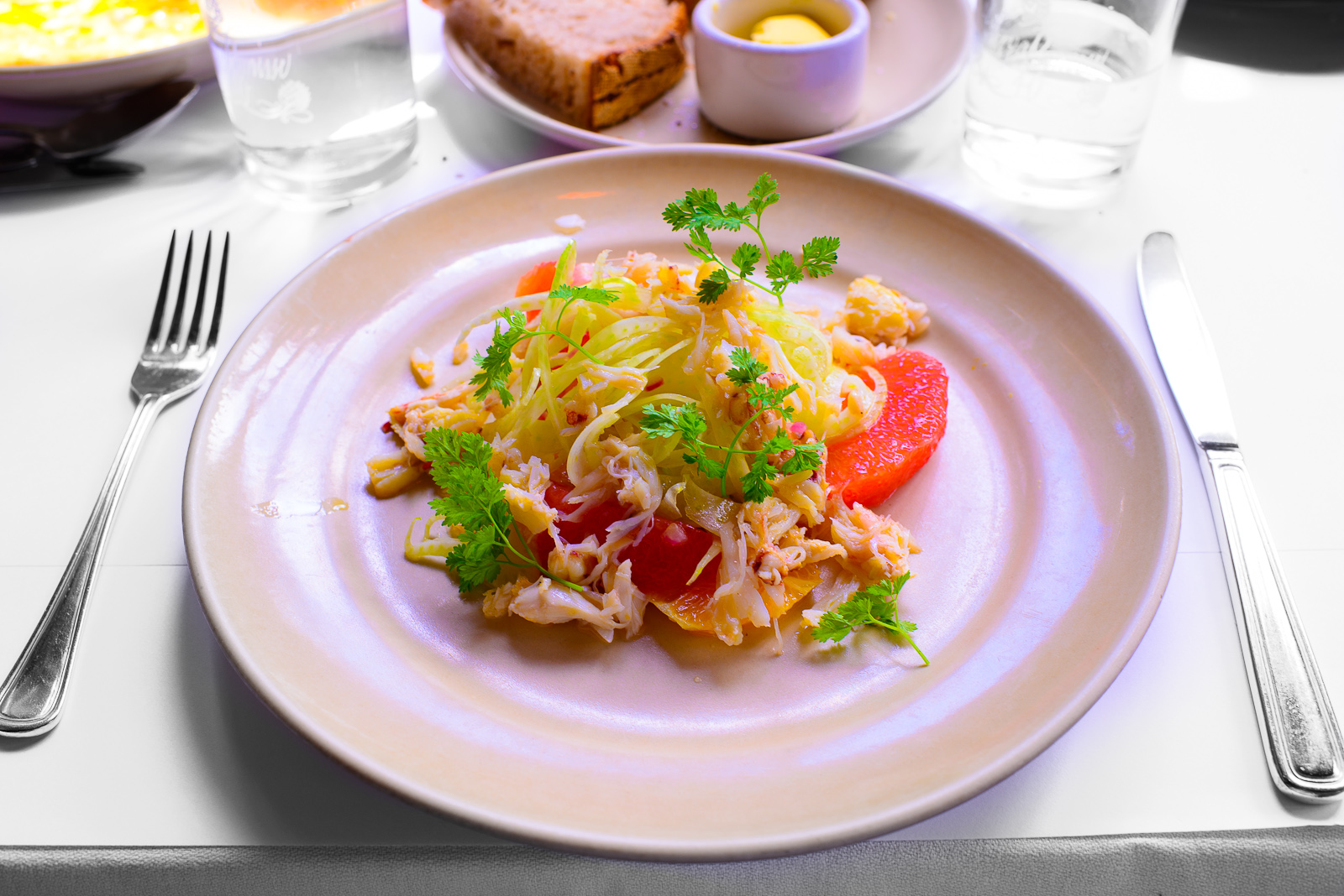 Ruby grapefruit salad with shaved fennel and Dungeness crab ($10