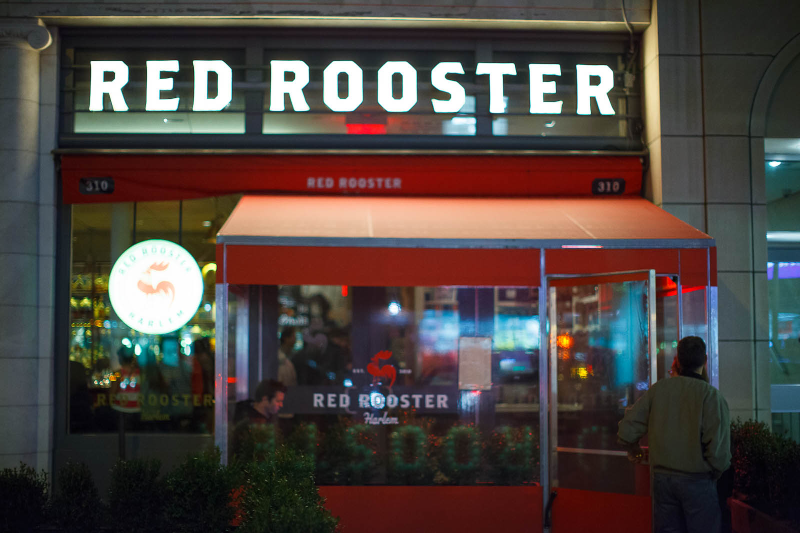 Red Rooster at night