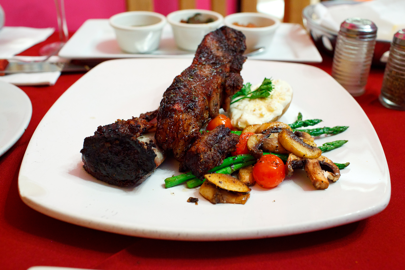 New York strip steak ($275 MXP)