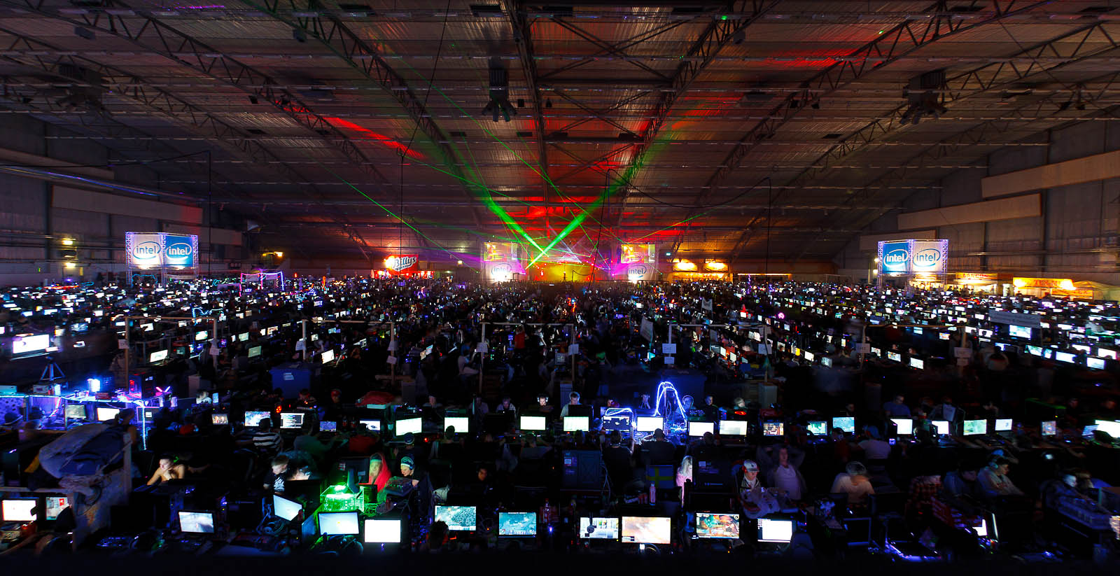 Hall D on the second night, 12,280 computers.jpg