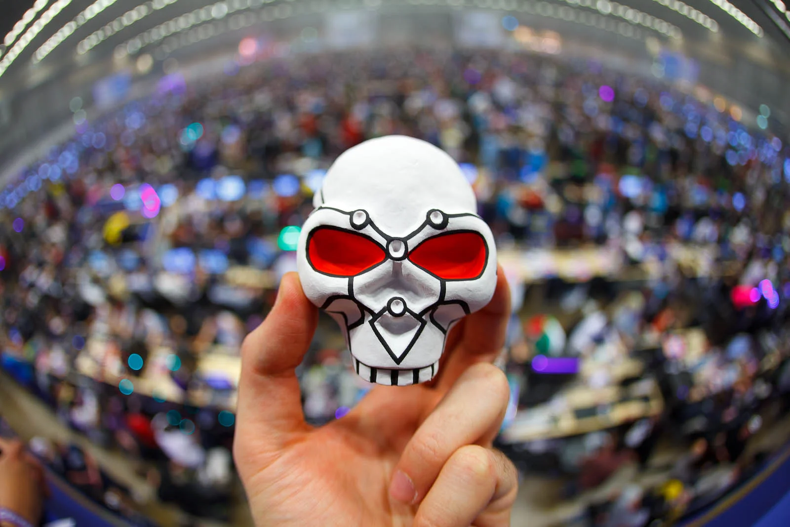 Inflatable skull