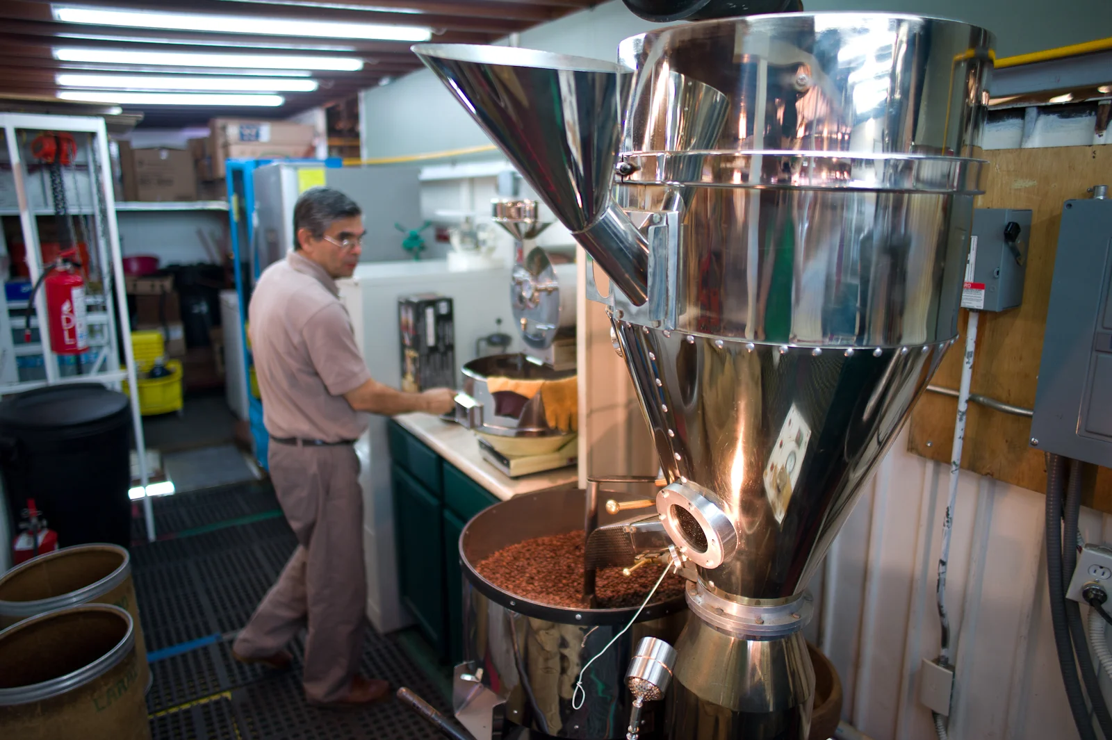 Roasting beans from north eastern Puebla