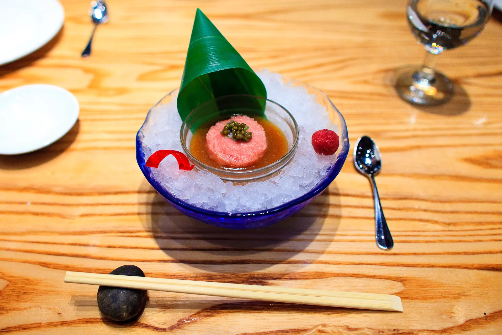 Tartar de toro con caviar (toro tartar with caviar) (380 MXP)
