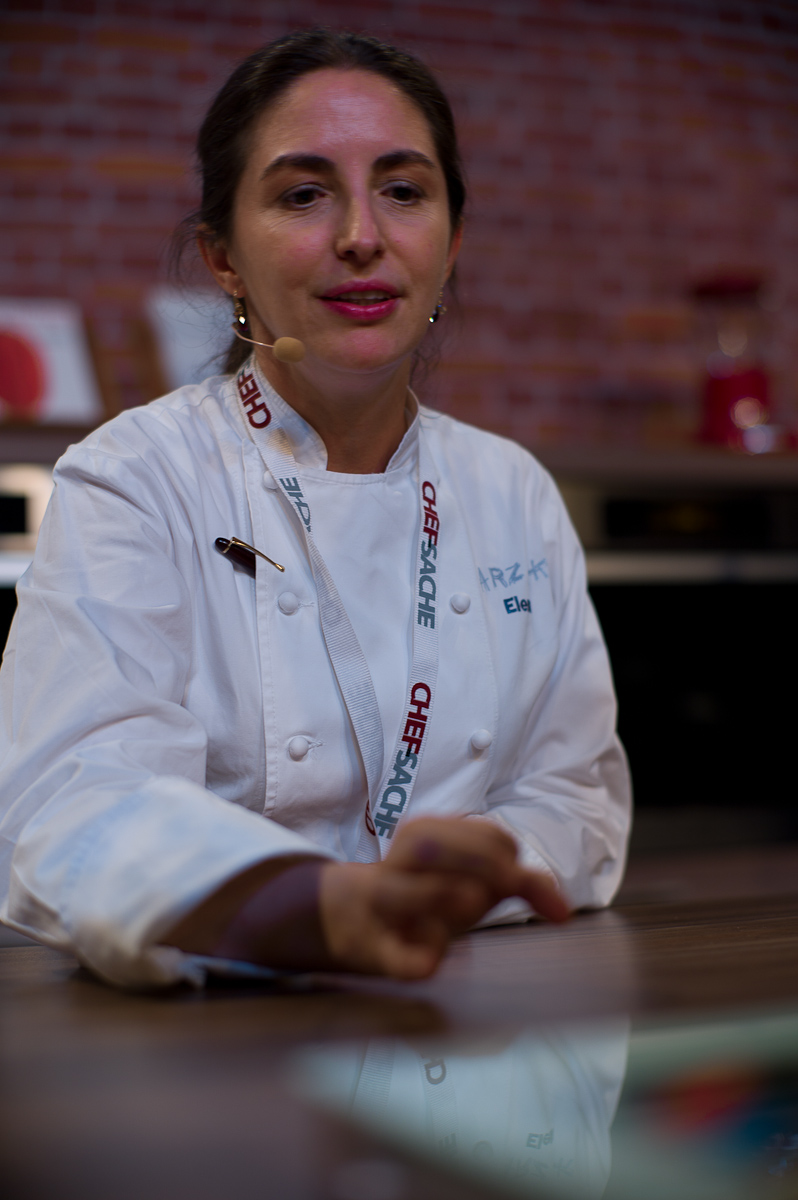 Chef Elena Arzak presents interactive (electronic) plates