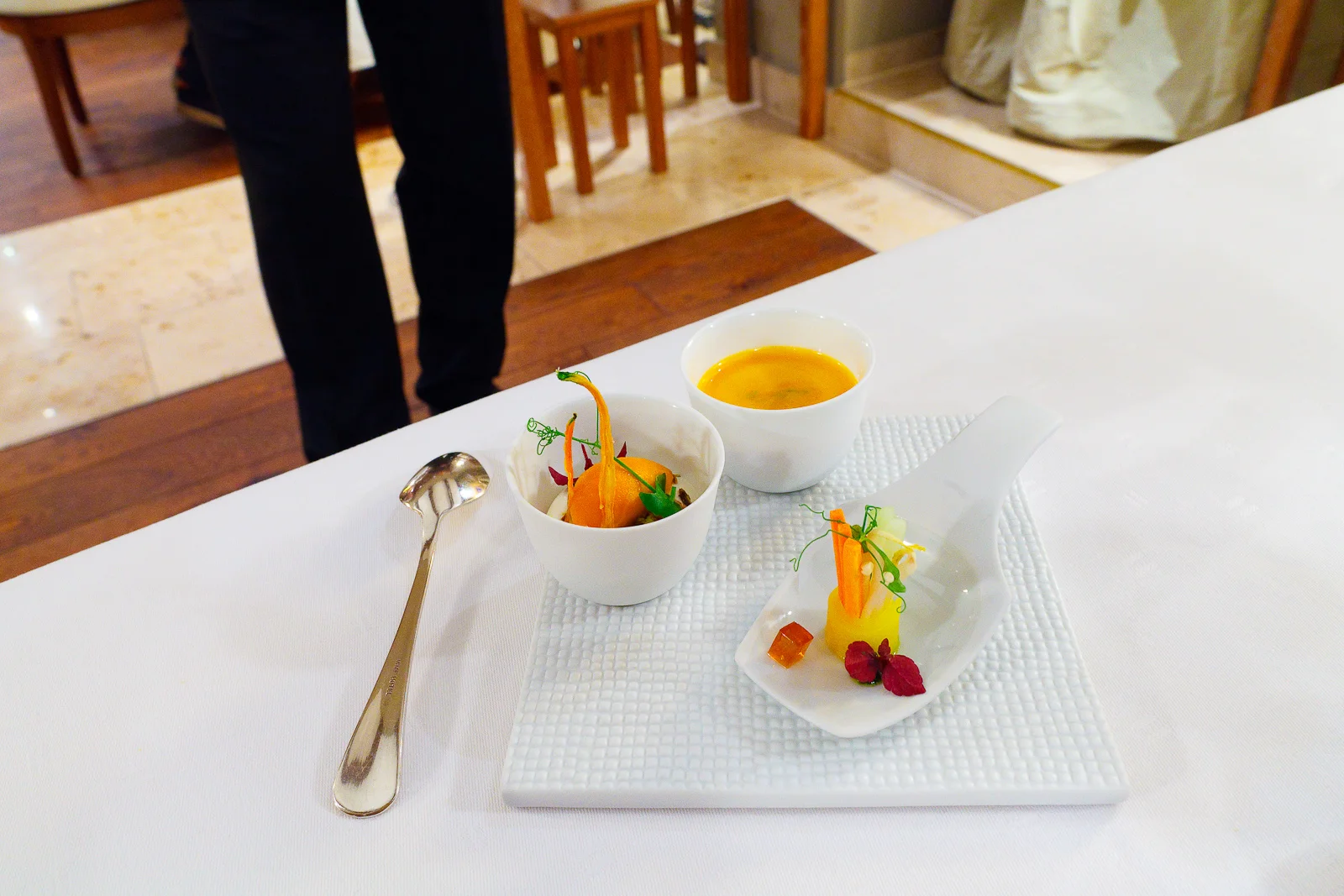 Amuse Bouche 8: Bio-carotte with yogurt and coriander