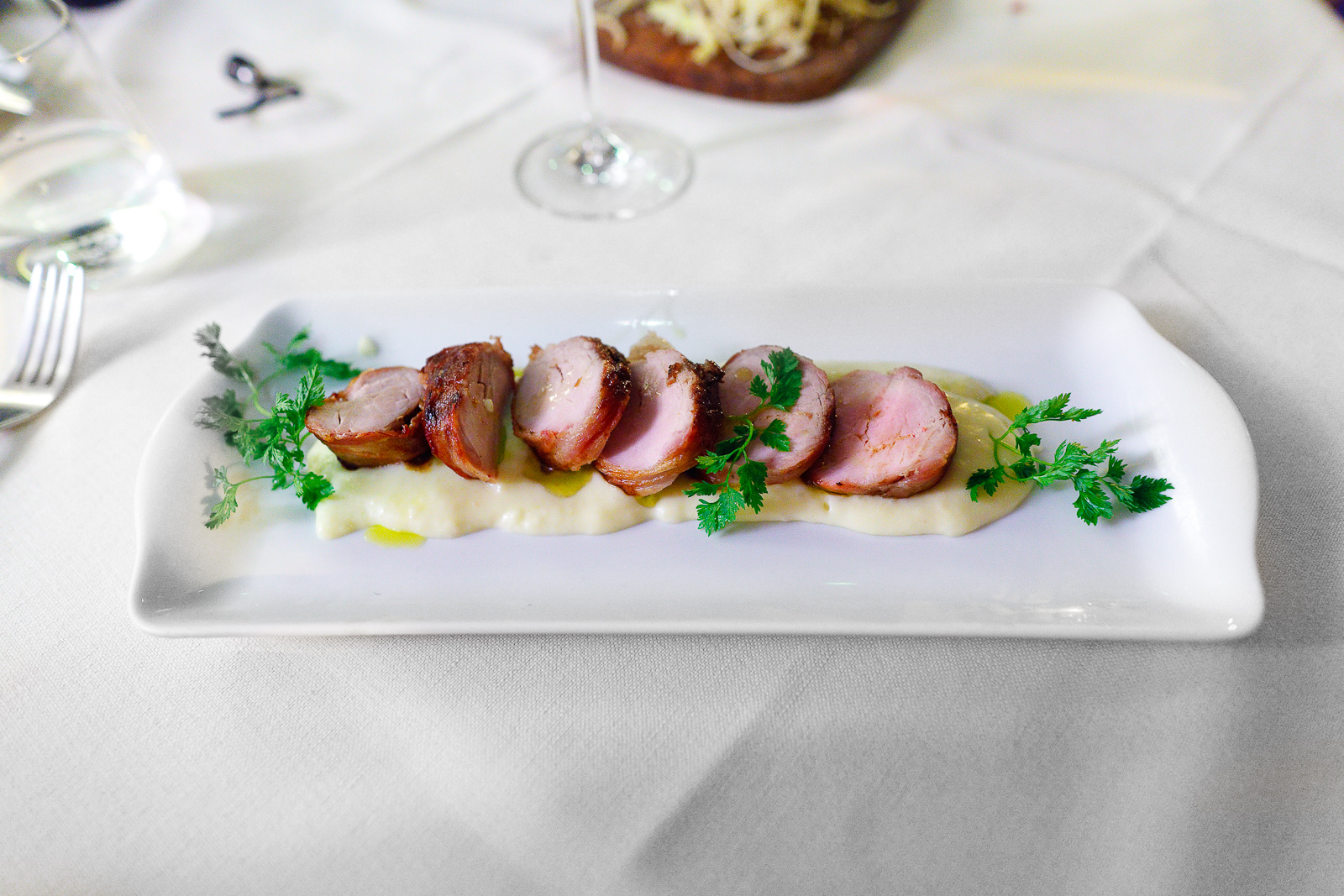 Filetto di Maiale con pancetta croccante - pork tenderloin in crisp bacon (13€)