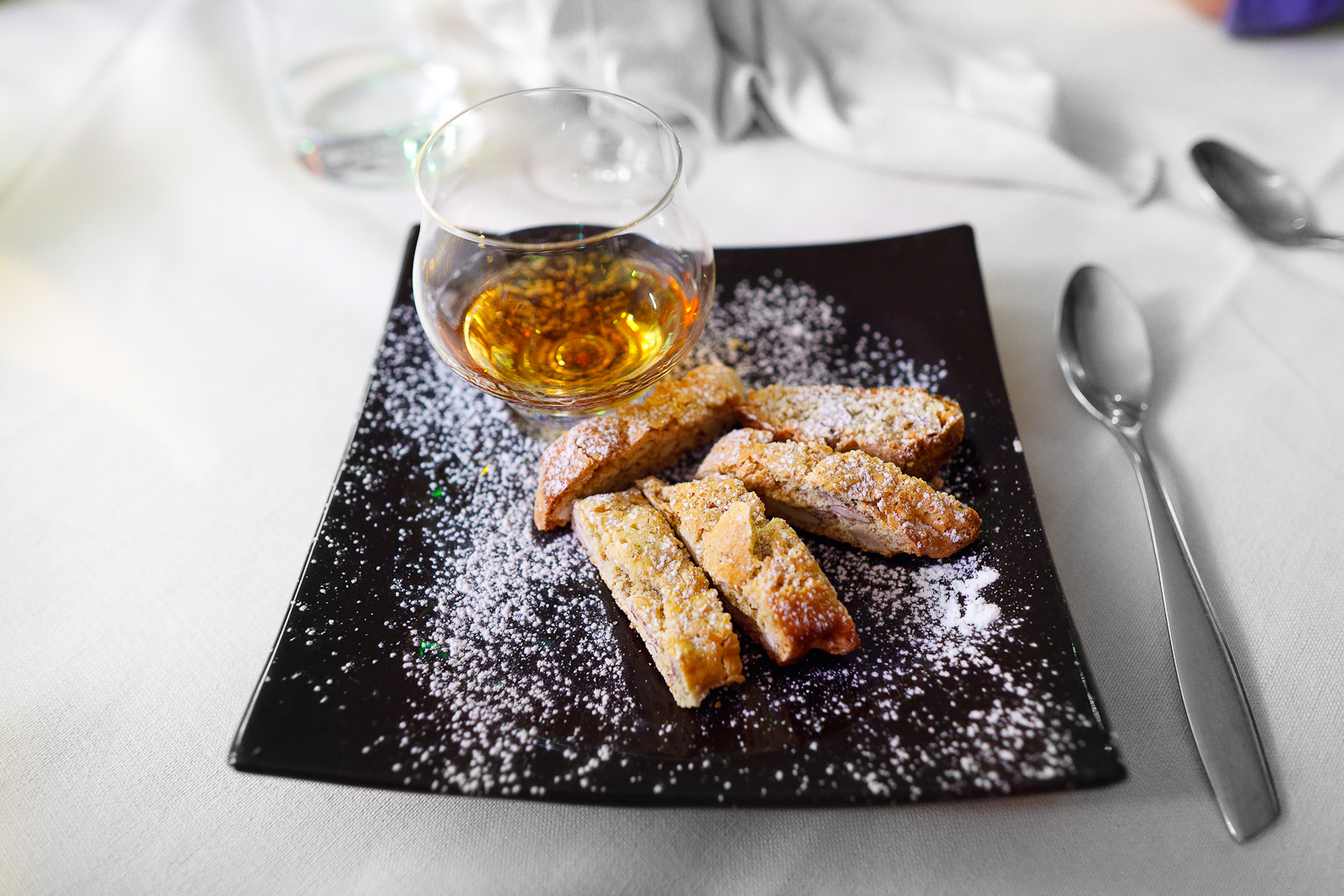 Cantuccini alle Mandorle con Vin Santo - small biscotti with vin santo g