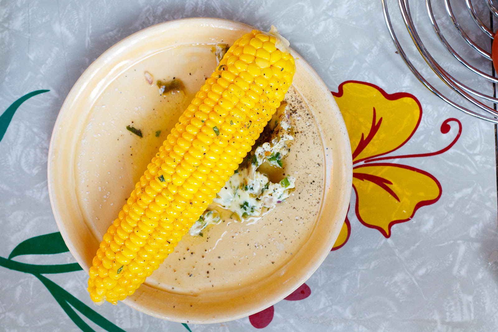 Corn on the cob with jalapeño butter ($4)