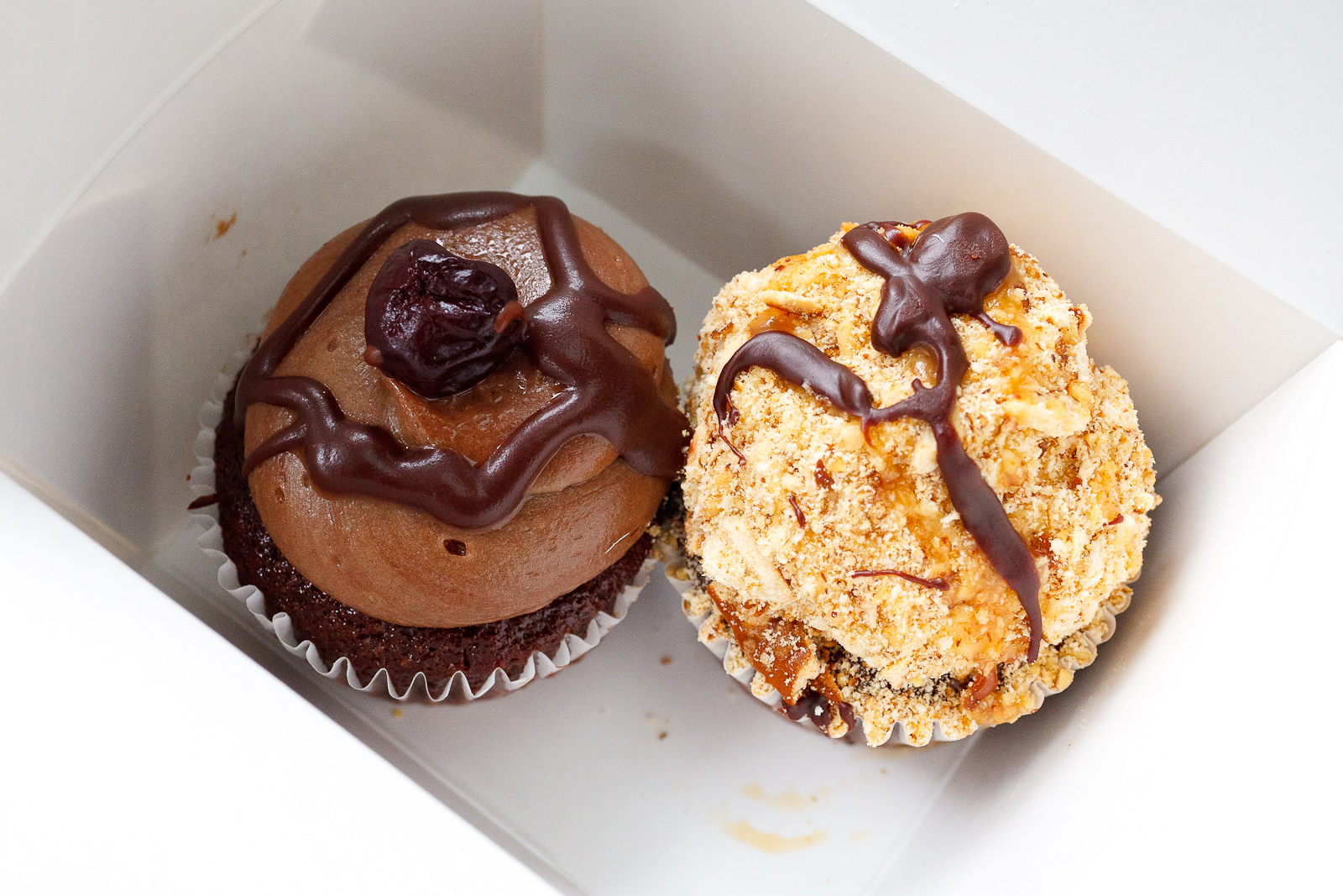 Cupcakes from Robicelli's, Chocolate Cheerwine + Chocolate Caramel Pretzel ($3.50)