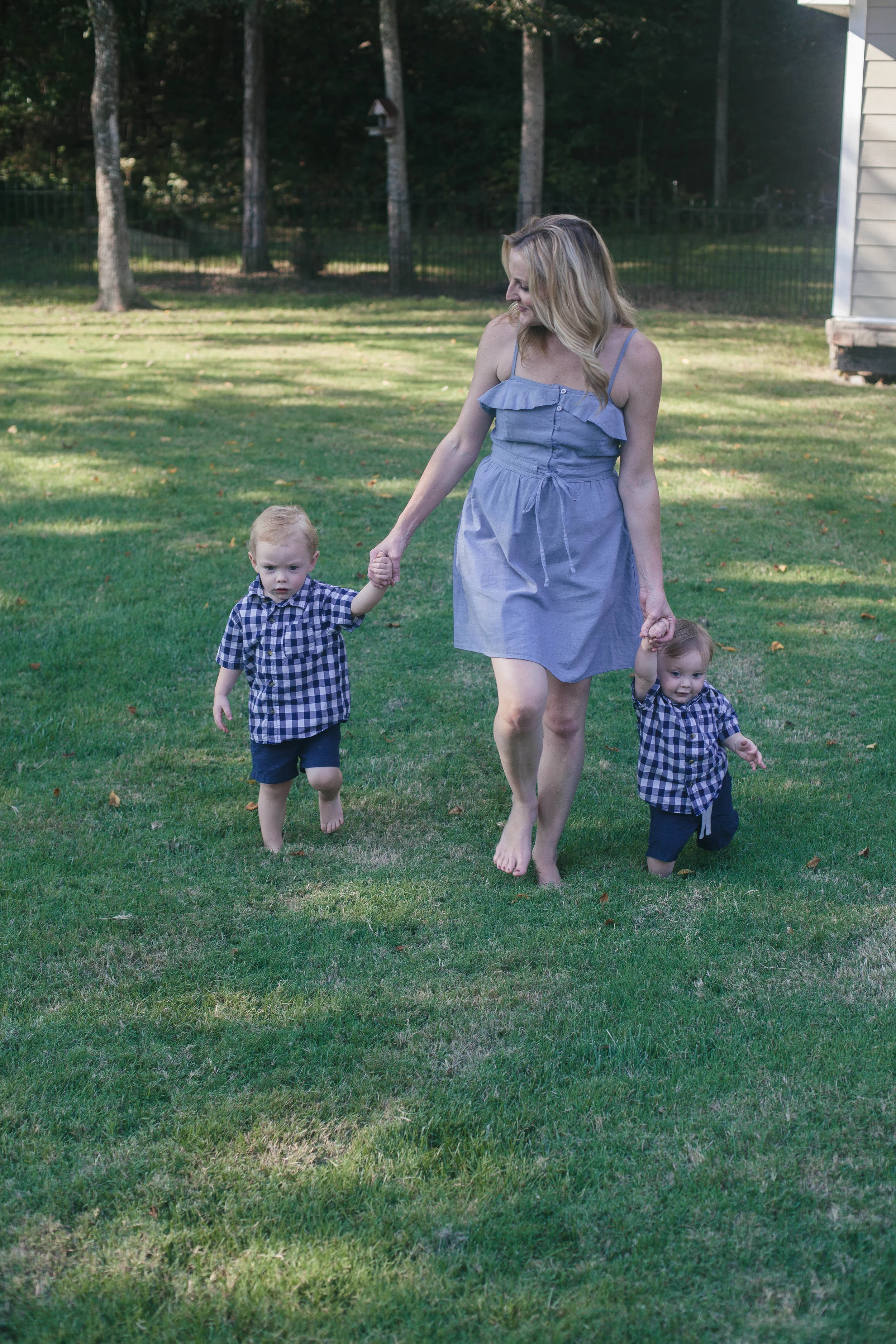 MotherSonsPortaritOutdoorTN2.jpg