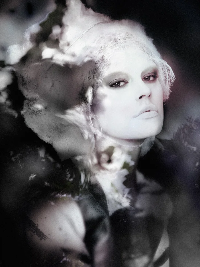 Italian Vogue + Lauren Layne: With Electric Moon