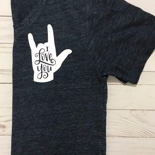Melany’s Tee Shirt // Shop the Design