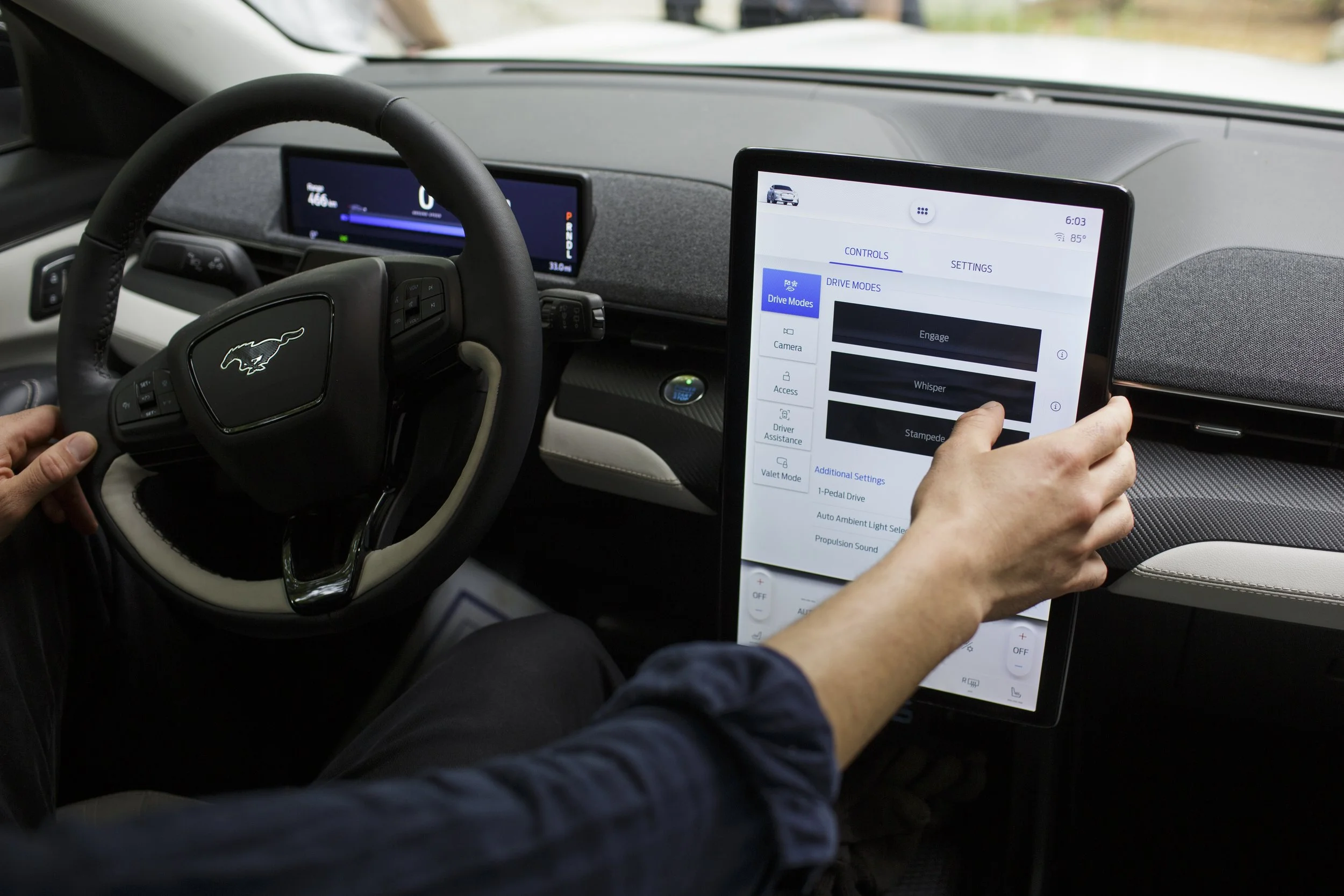  A collection of candid, editorial and documentary photography for a music collaboration with Matthew Dear of Ghostly International and Ford Motor Co. 