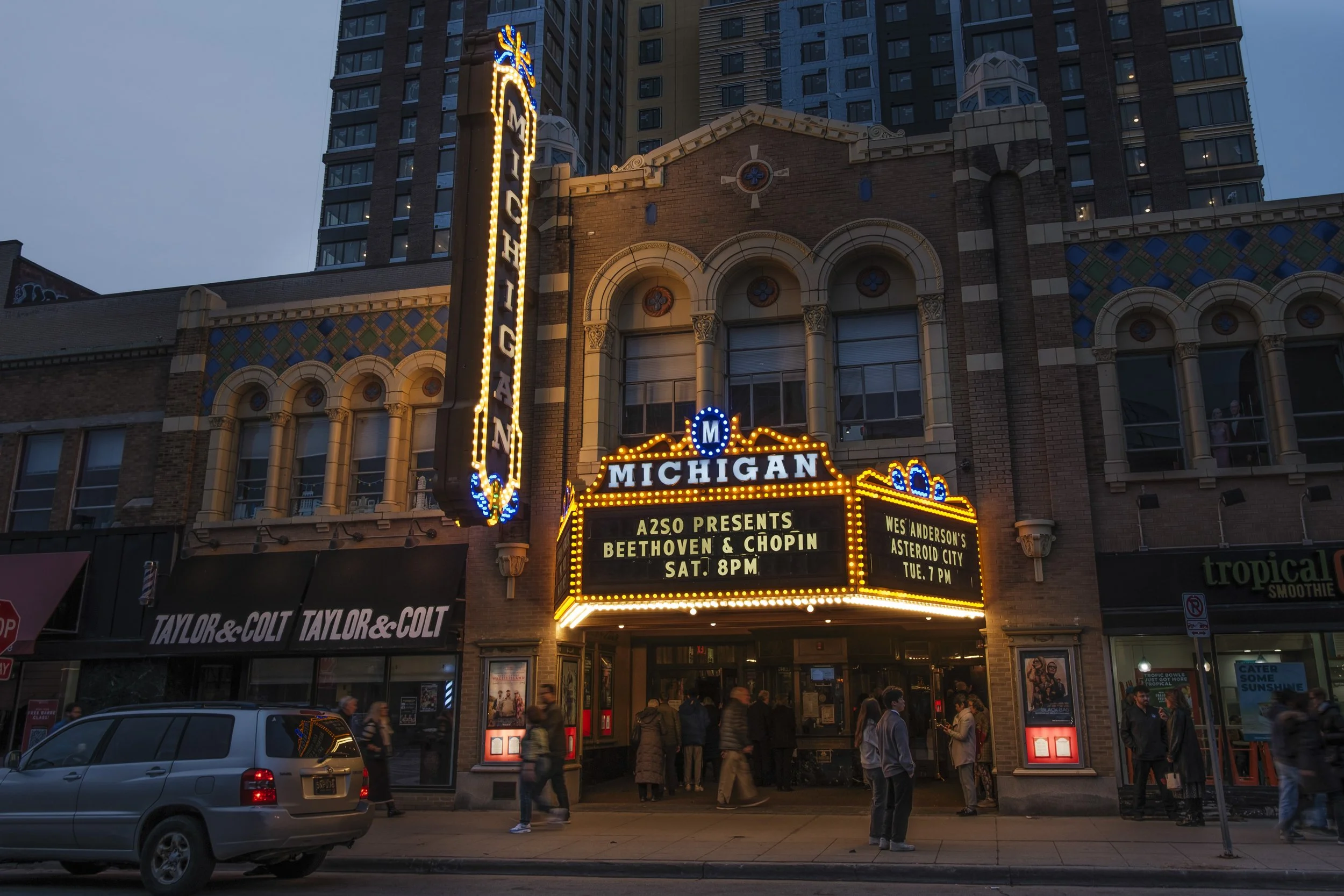  Live Music, Concerts, Arts and Culture Storytelling Photographer in Ann Arbor &amp; Detroit Charlotte Smith 