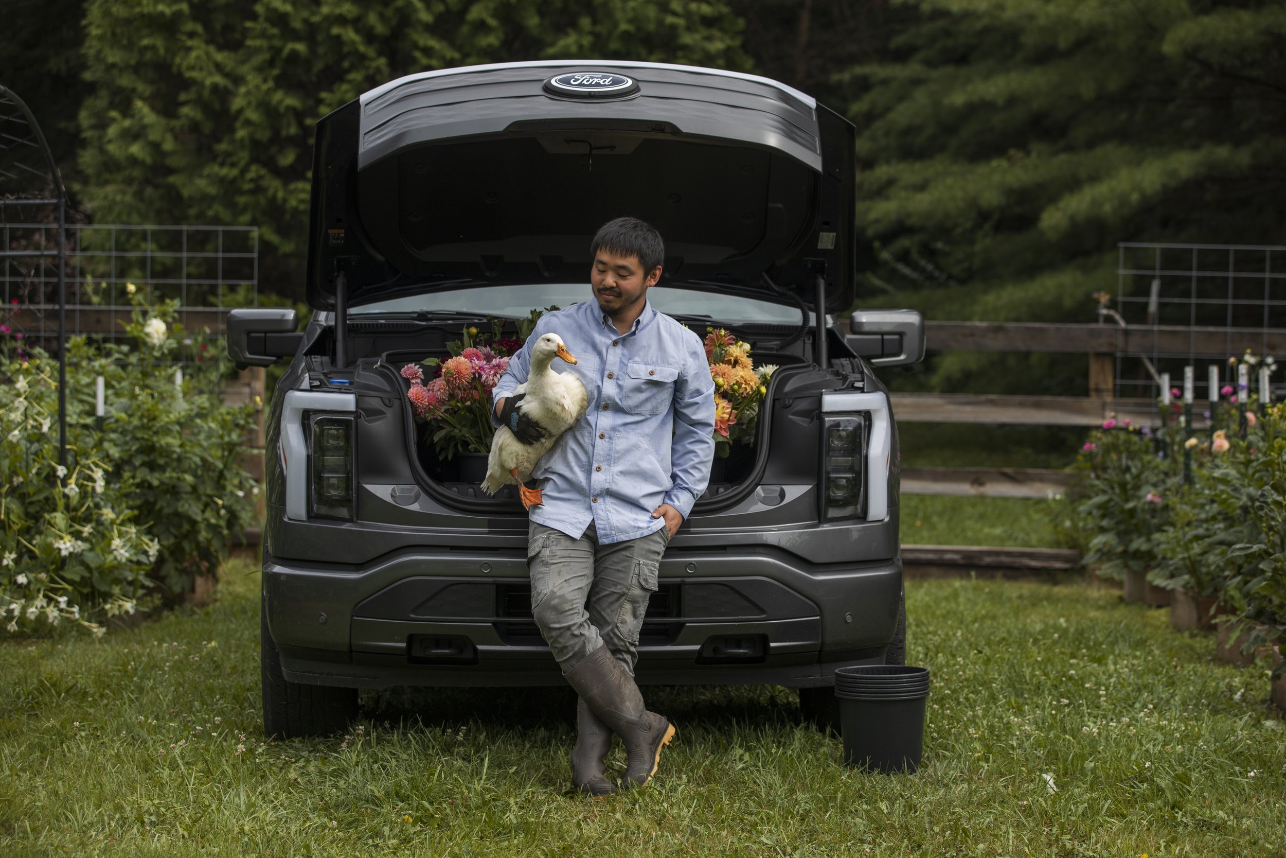 Chris Yamamoto. Owner Little Ducky Flower Farm 