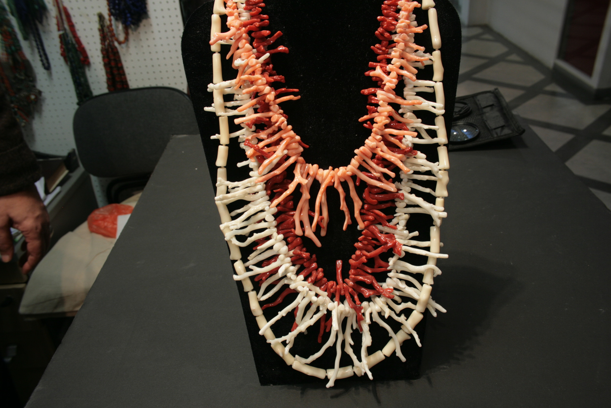 Italian Frangia coral branch necklace