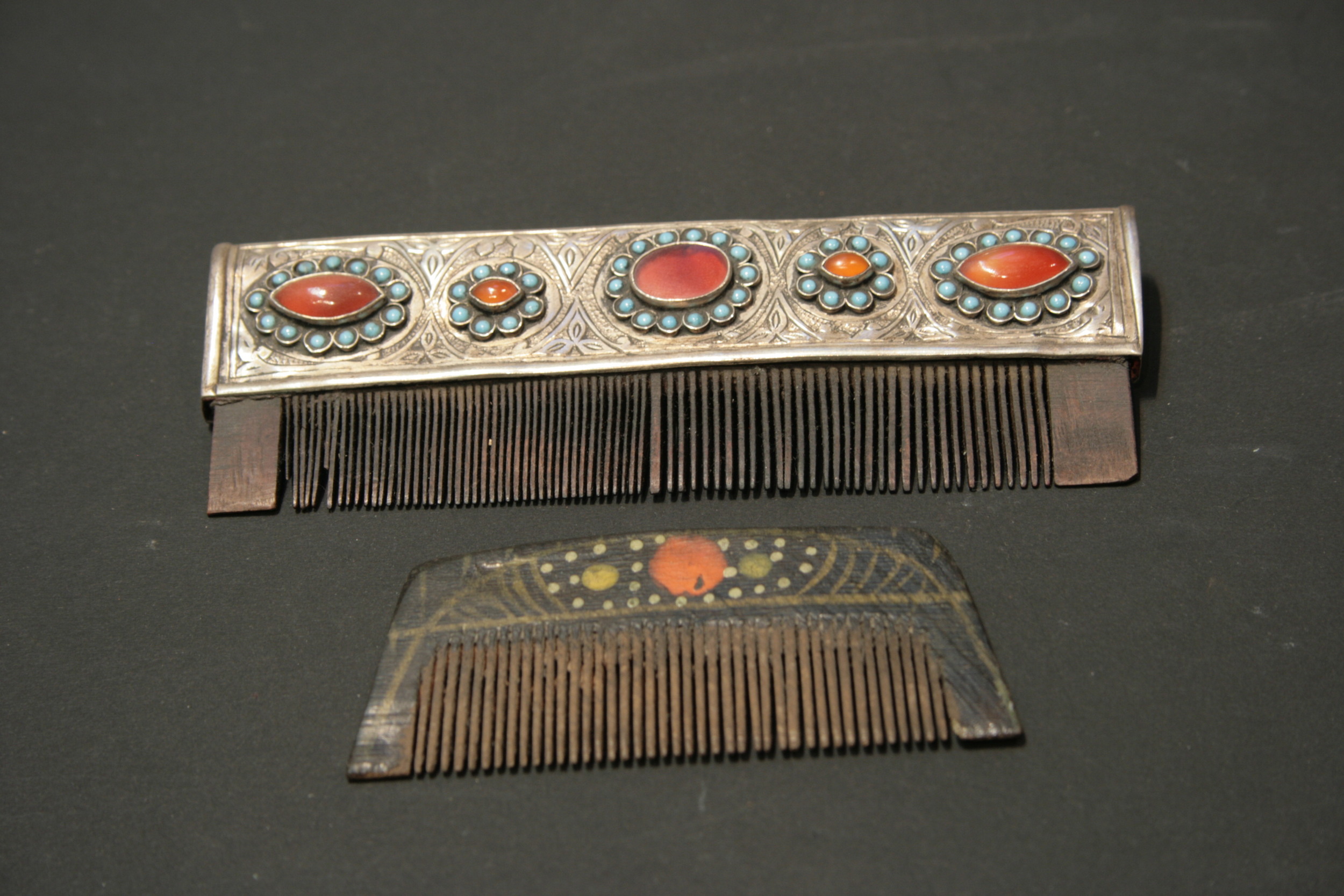 Old Turkmen Afghan combs