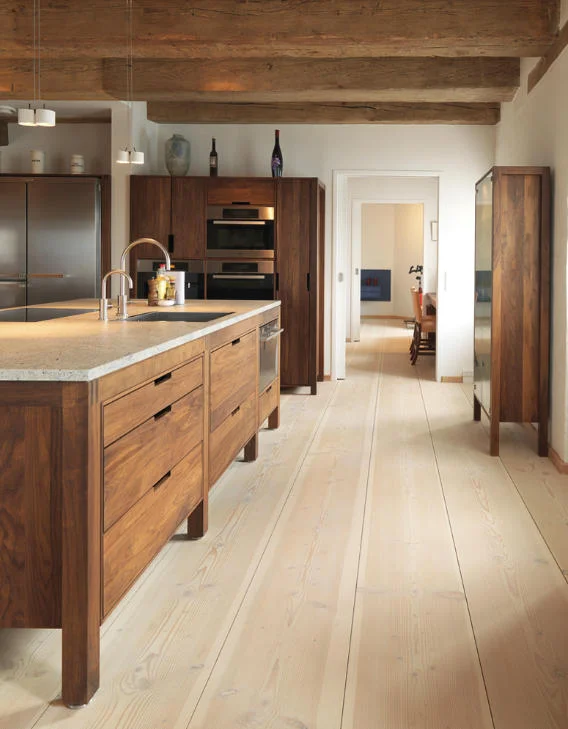 dinesen9.jpg