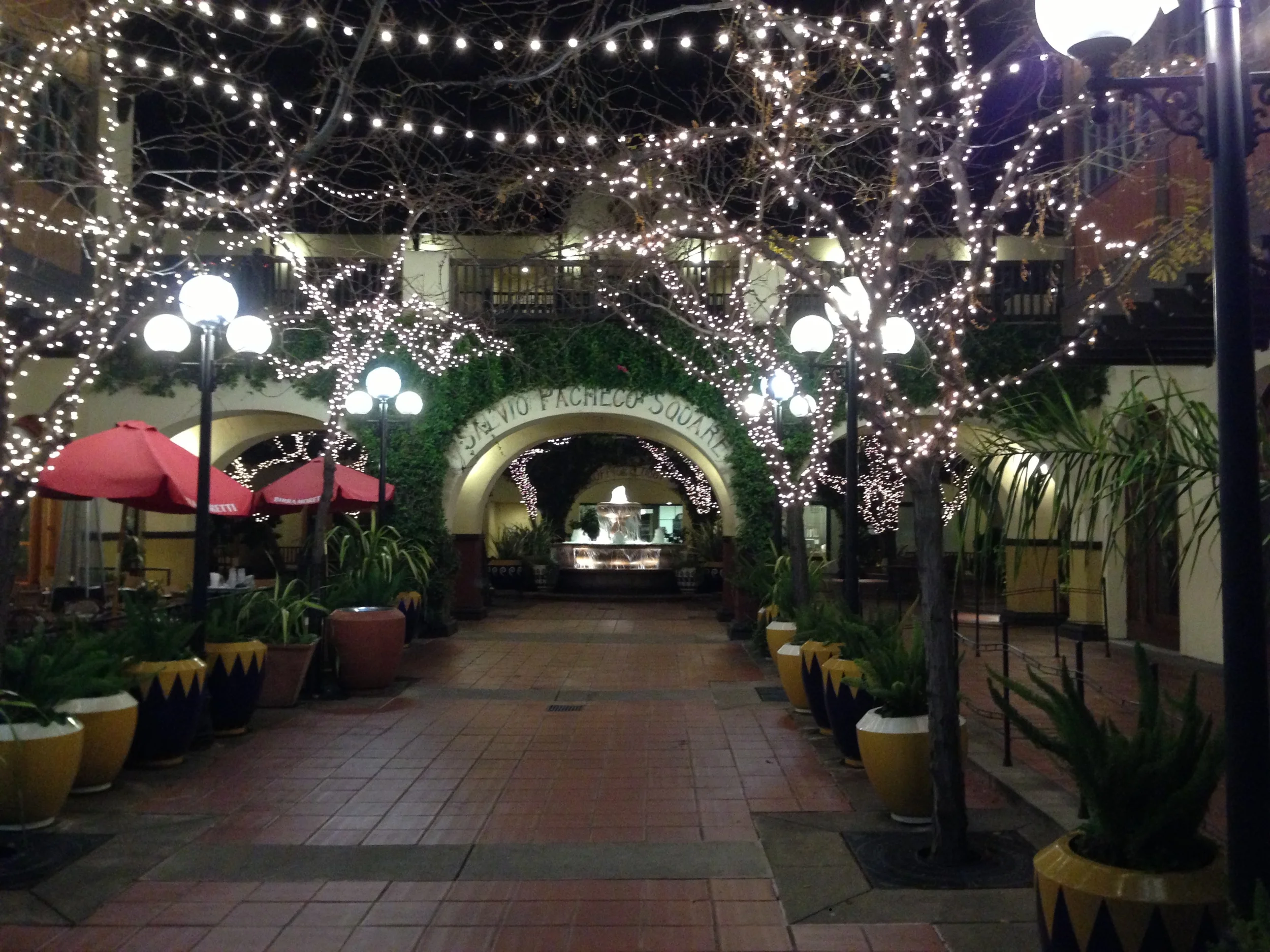 Courtyard - Night 3.jpg