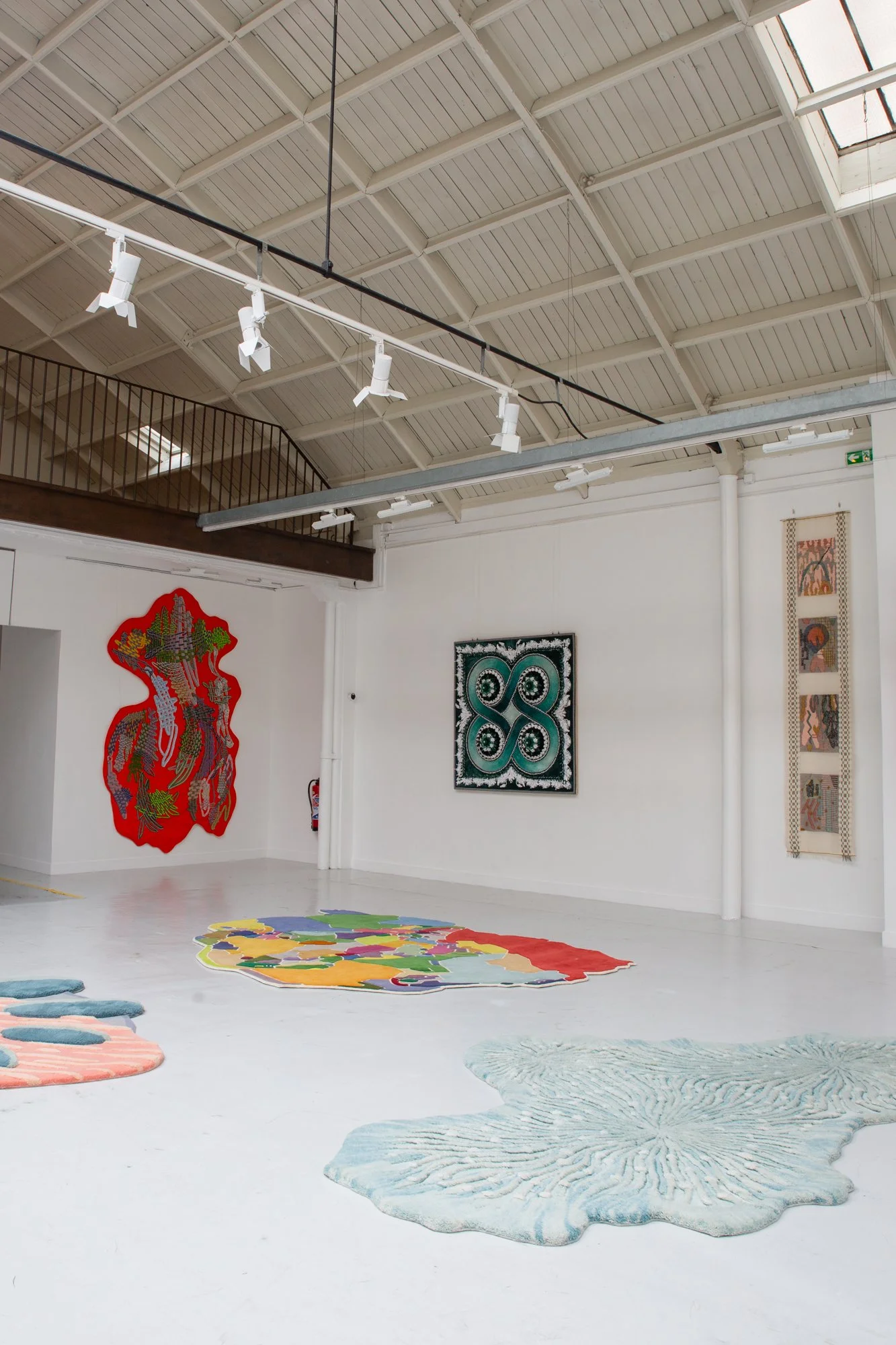 WEB-251023_1000 Vases-010 (1).jpg