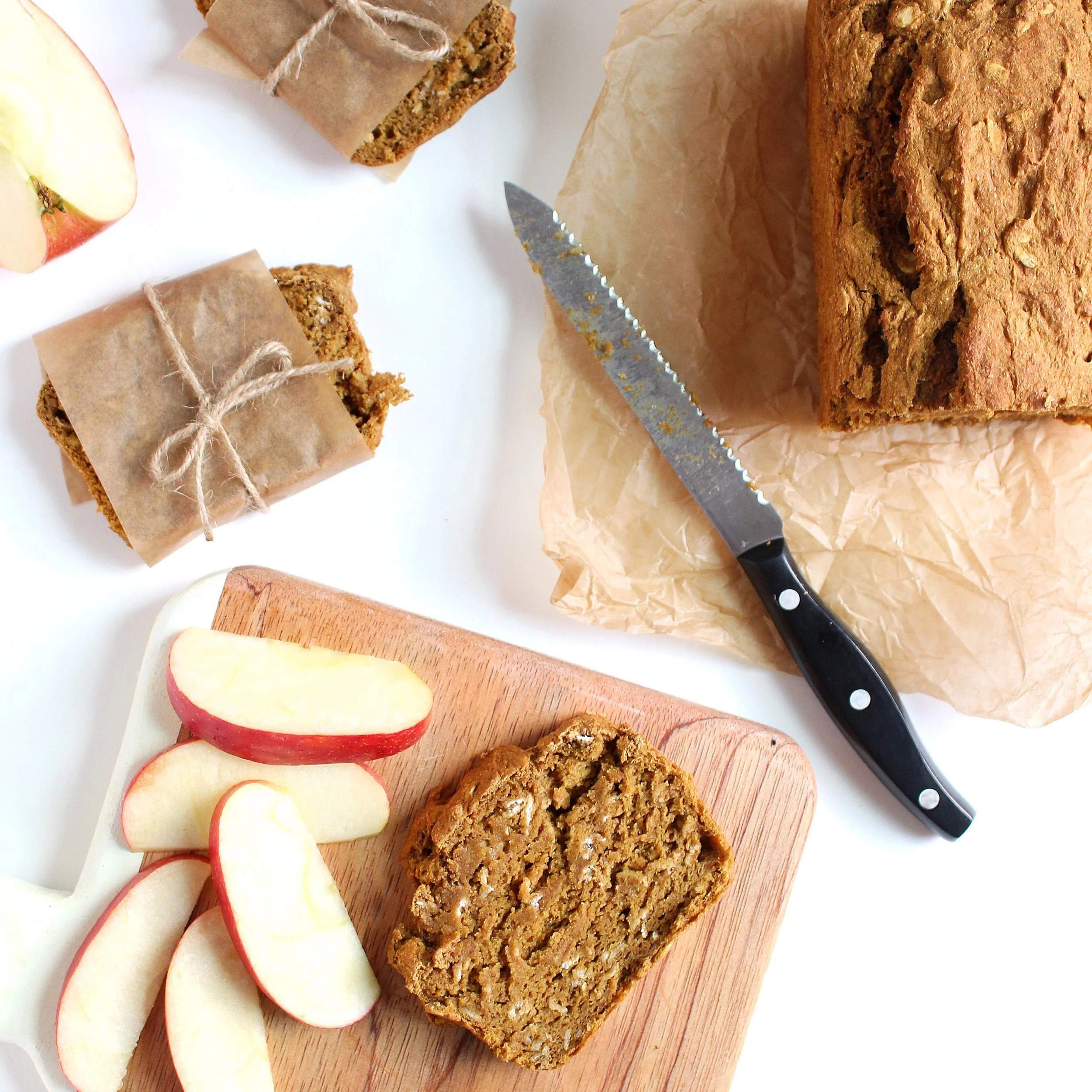 Spiced Apple Pumpkin Bread (vegan)