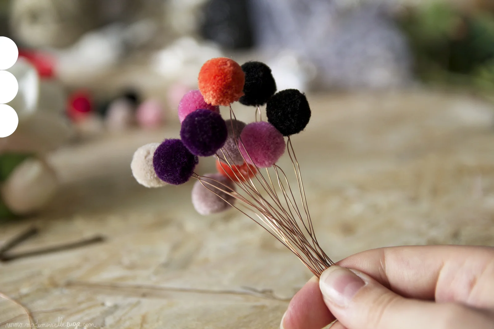 pompompins_www.mademoiselleeuge.com.jpg