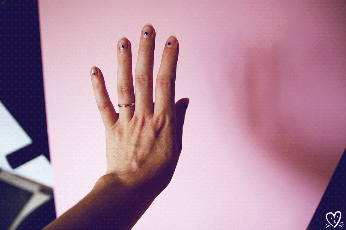 dotmanicure_www.mademoiselleeuge.com.gif