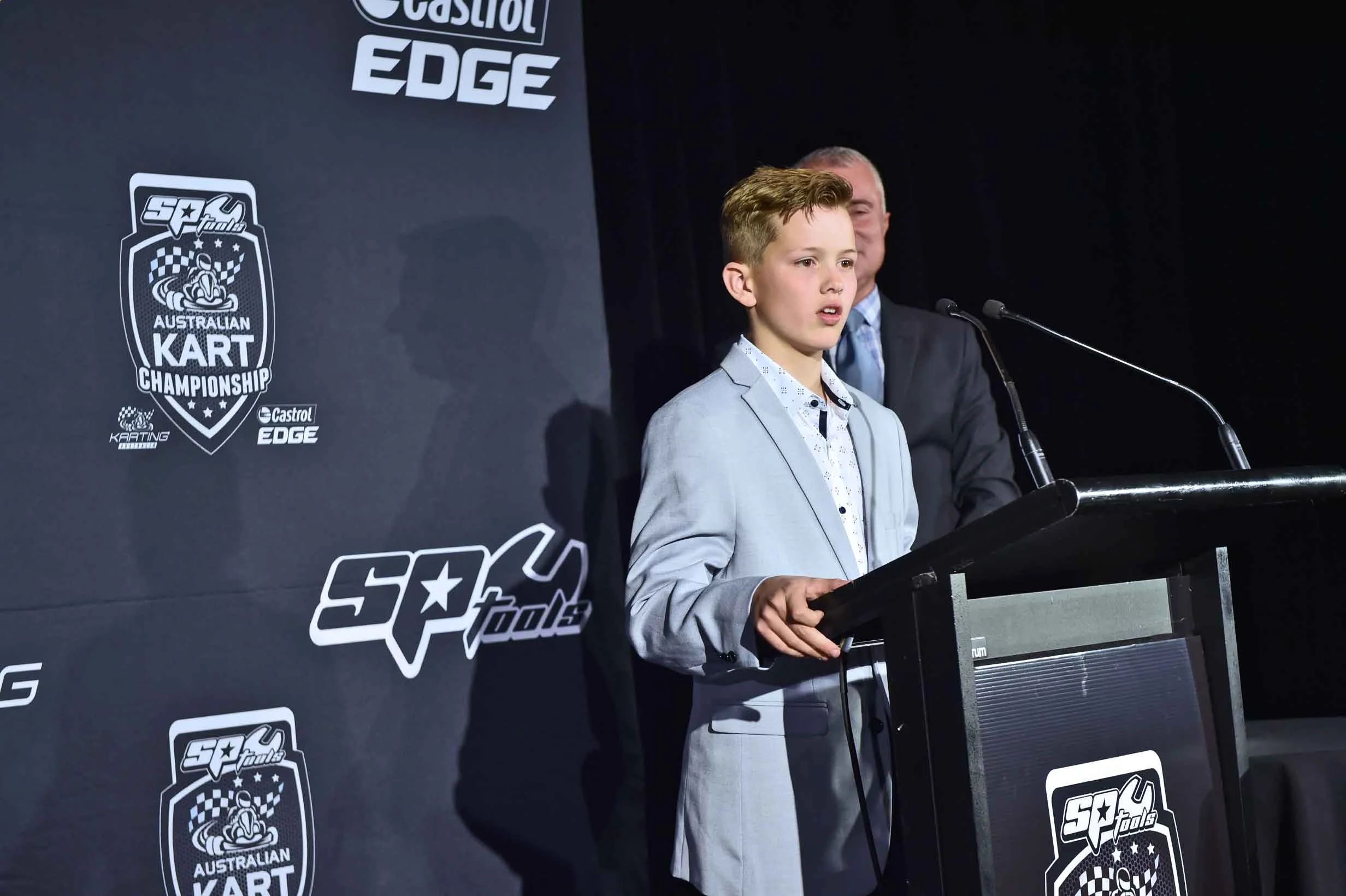 Kart-Aus-Awards010919web.jpg
